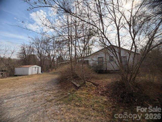 1081 Ashworth Road — Marion