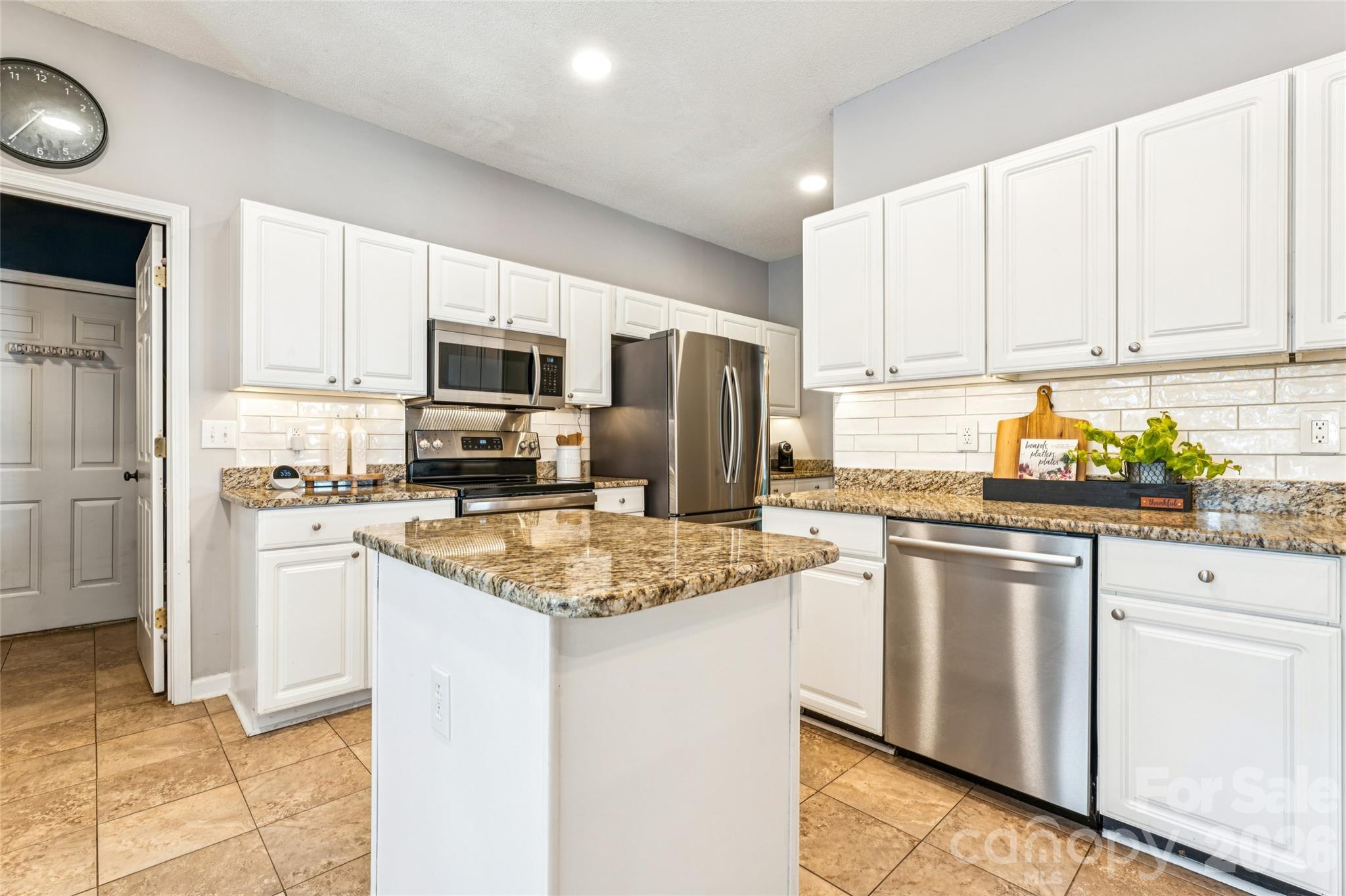 5916 Swanston Drive — Charlotte