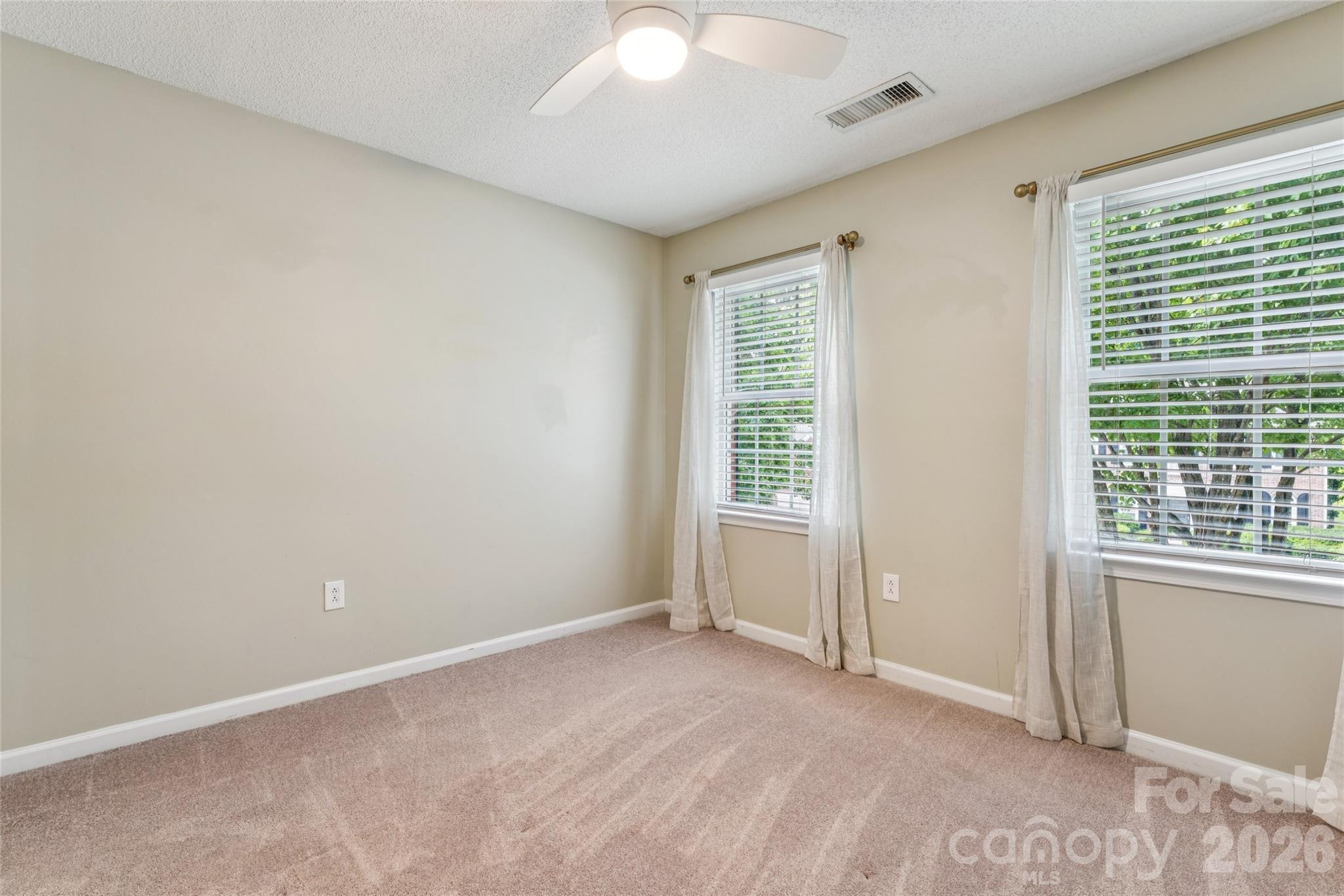 5916 Swanston Drive — Charlotte