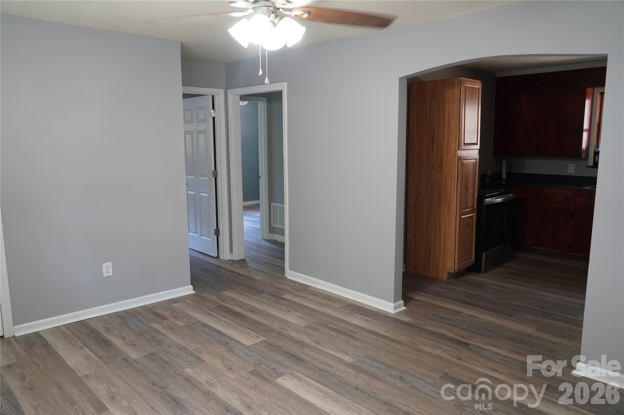 187 Owens Street — Ellenboro