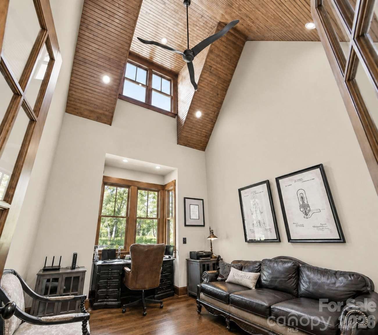 9208 Flying Eagle Lane — Charlotte
