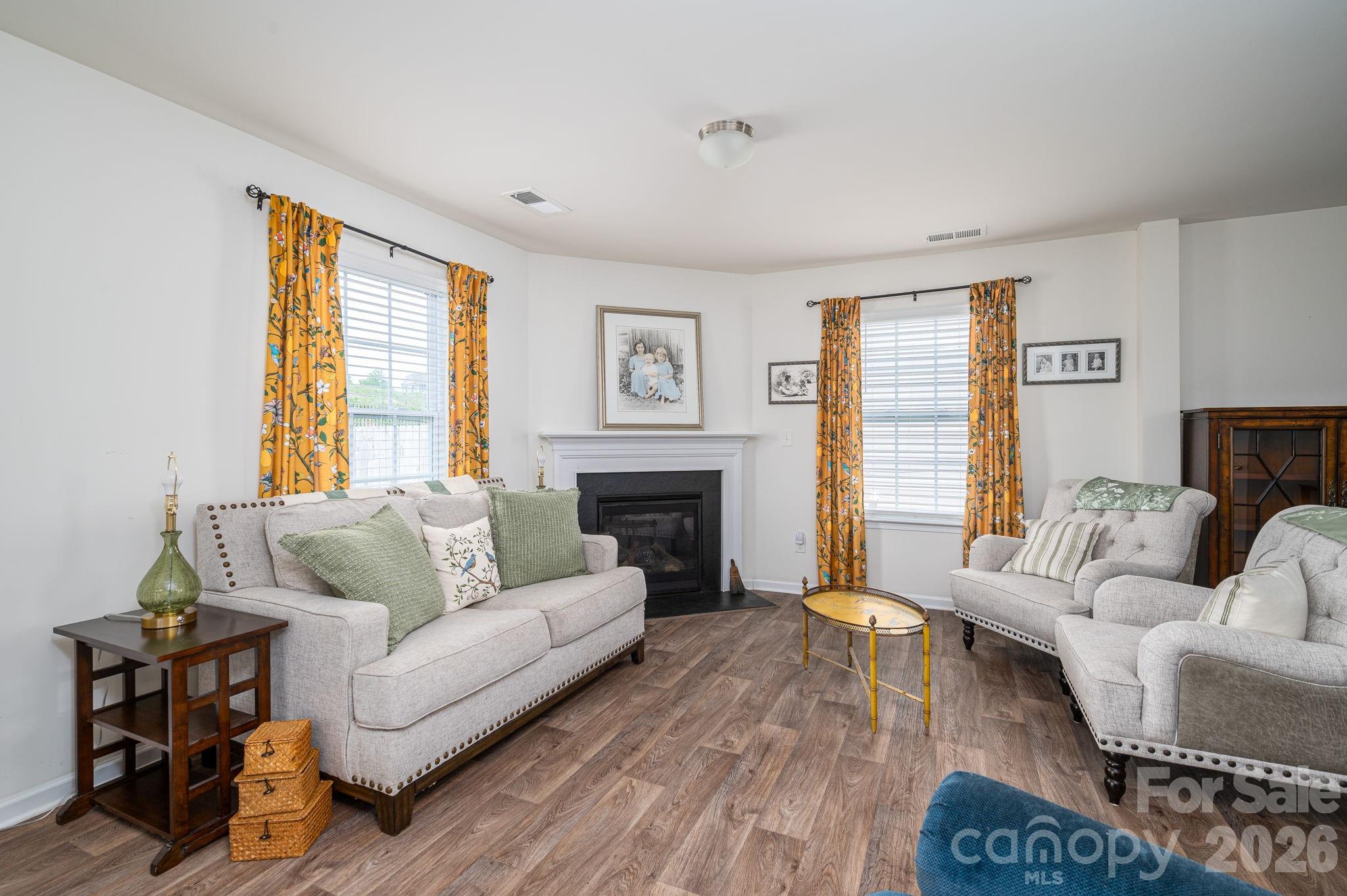 1536 Gaston Mountain Drive — Dallas