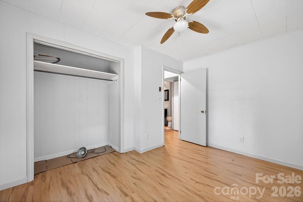 147 Longview Drive — Hendersonville