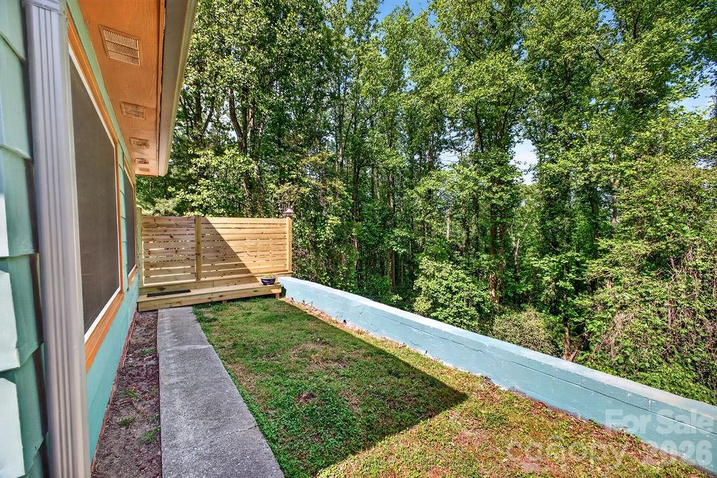 147 Longview Drive — Hendersonville