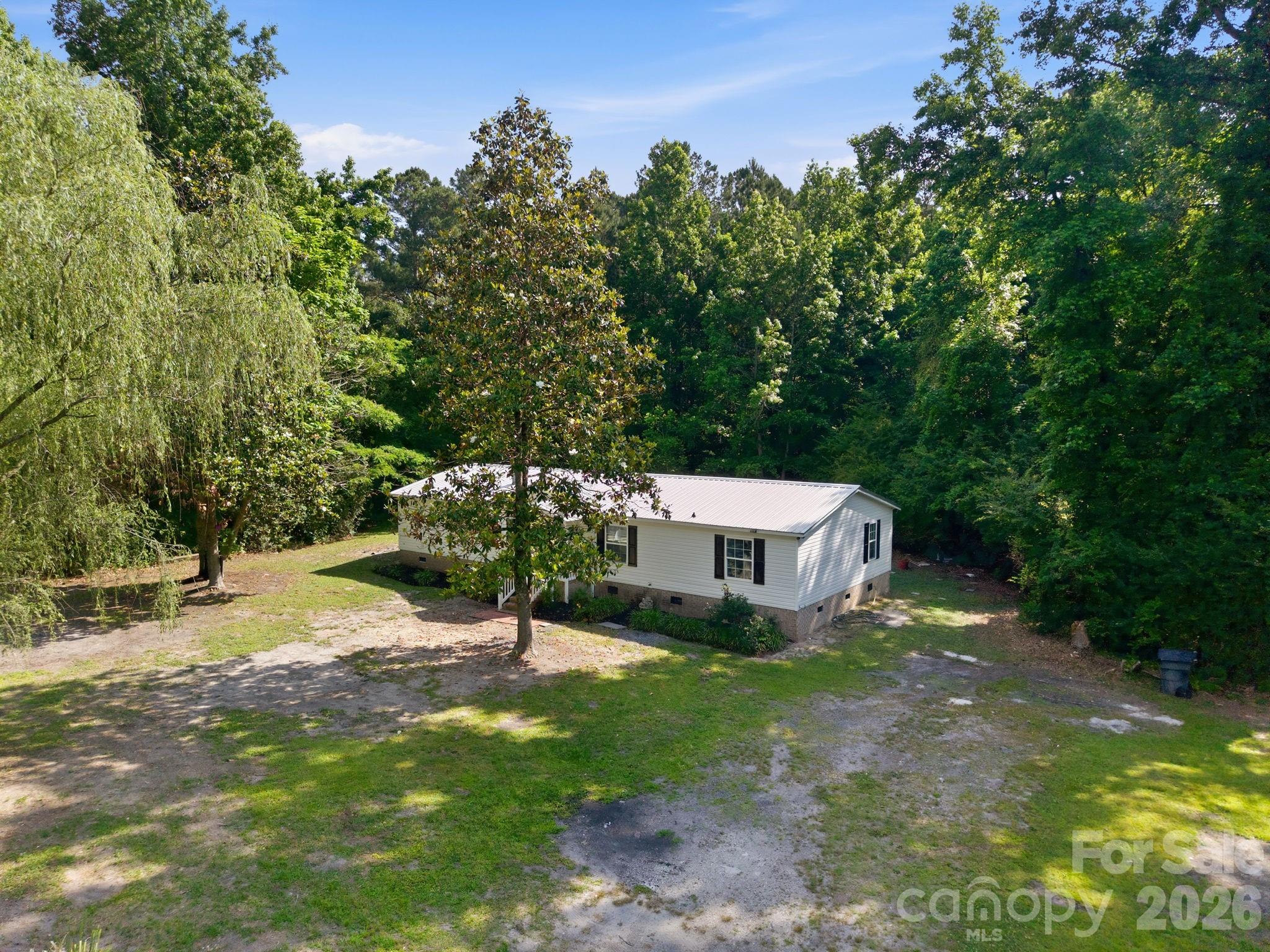 481 Harrell Road — Burgaw