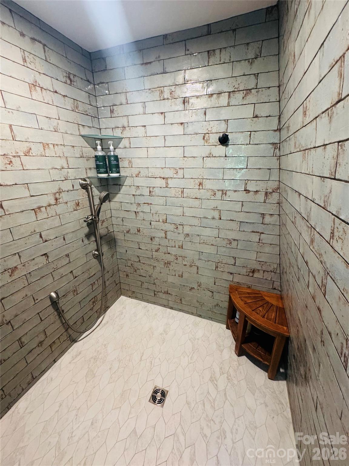 635/634 Little Horse Creek — Newland