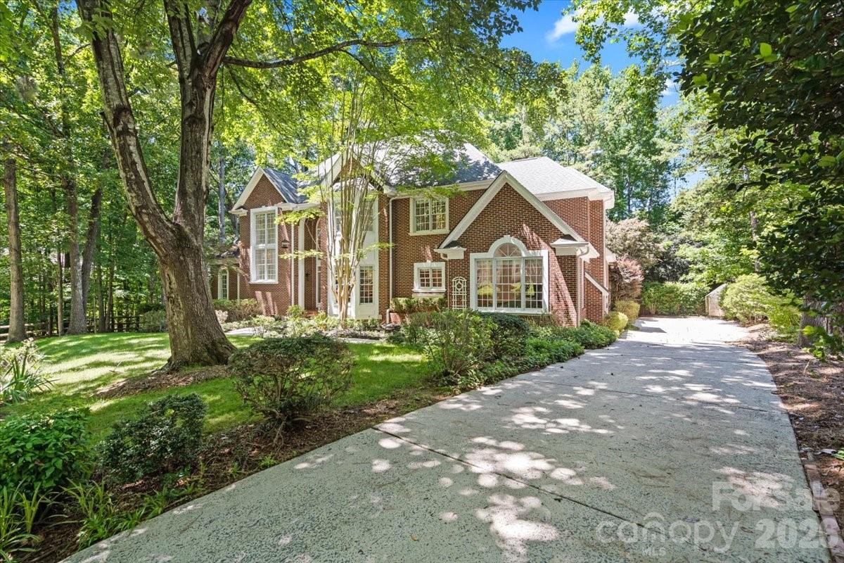 4909 Deer Walk Avenue — Charlotte