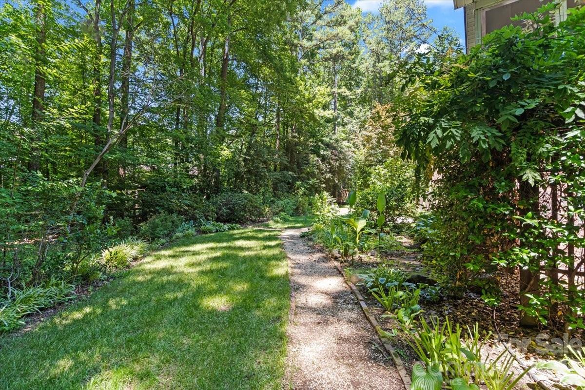 4909 Deer Walk Avenue — Charlotte