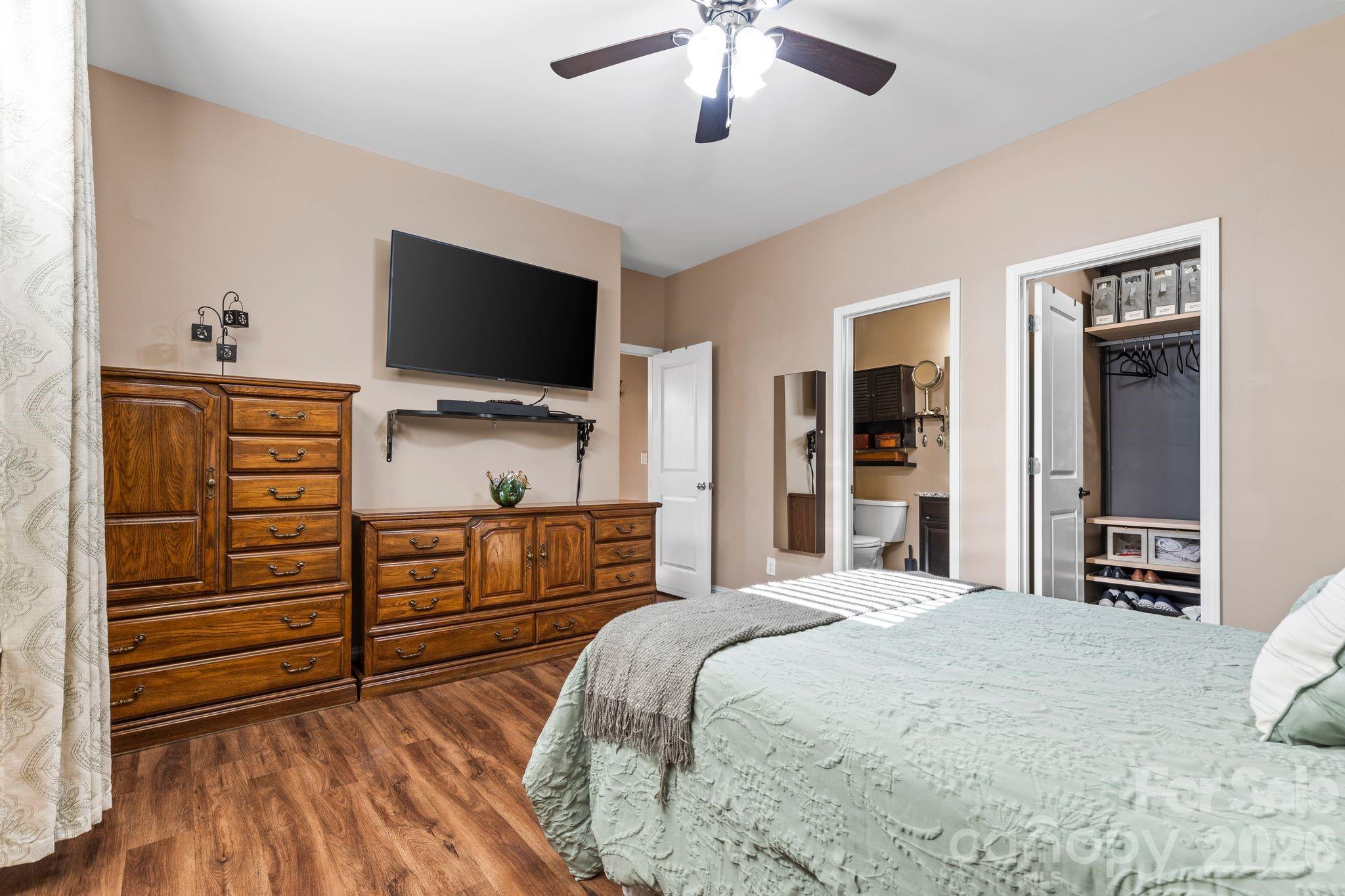 158 Eagles Landing Drive — Mooresville