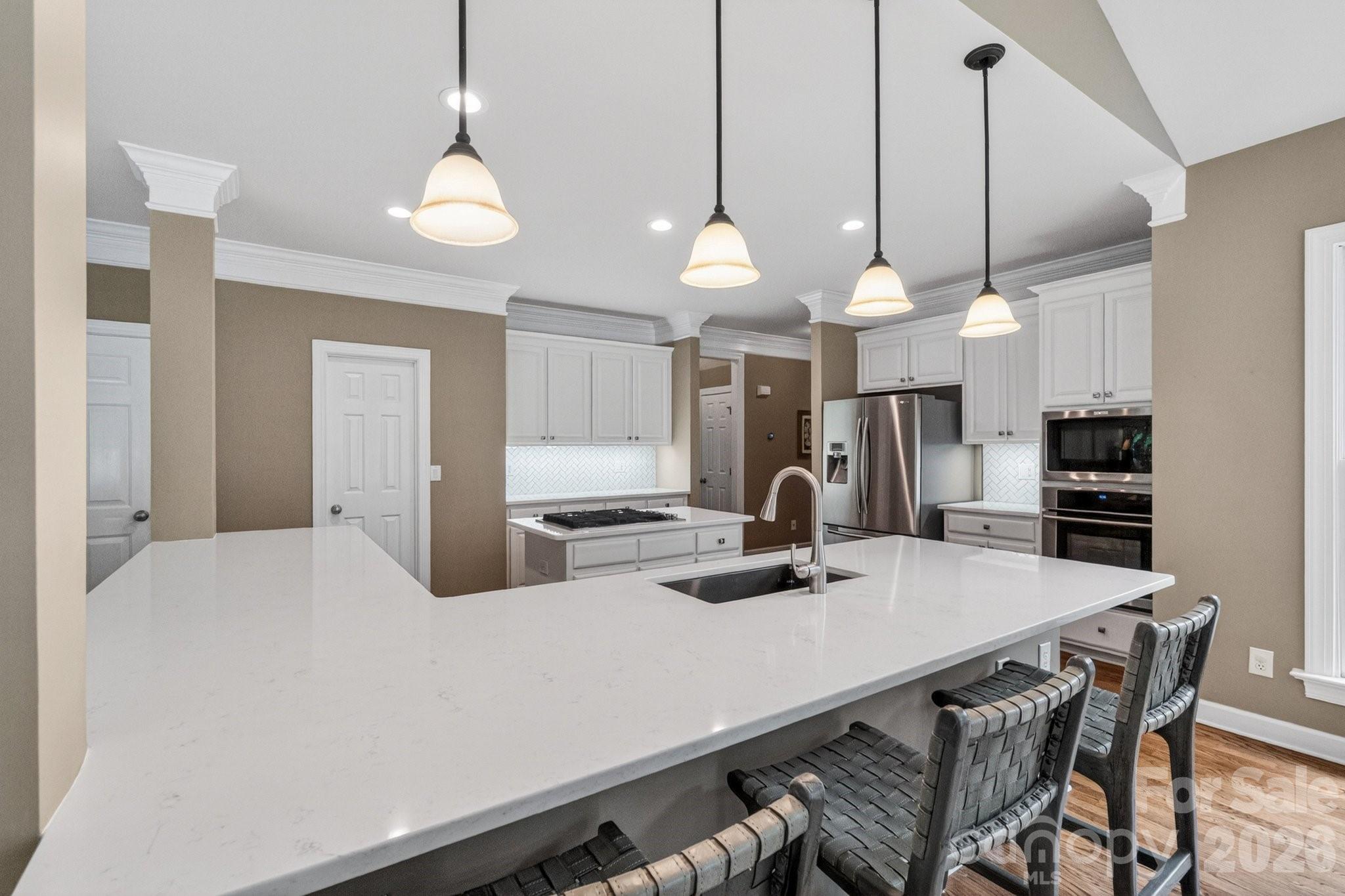 12230 Farnborough Road — Huntersville