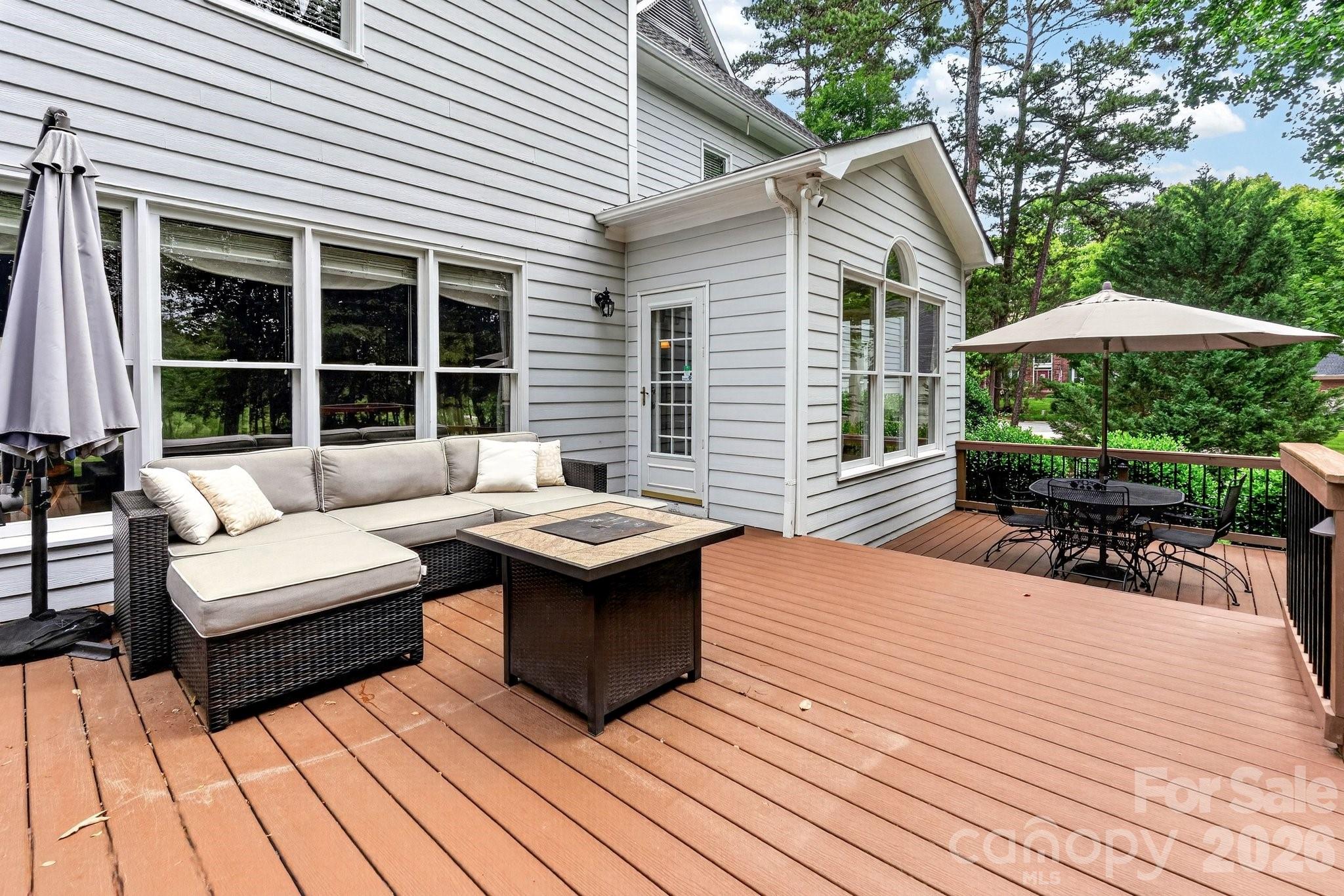 12230 Farnborough Road — Huntersville