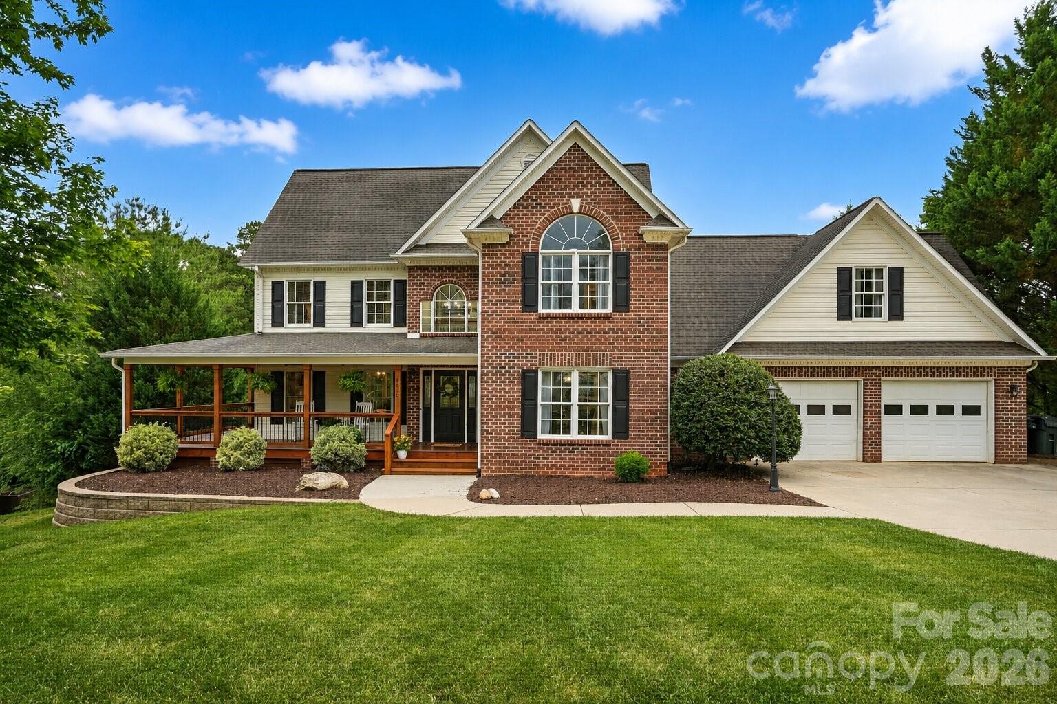 4616 20th Street Place NE — Hickory