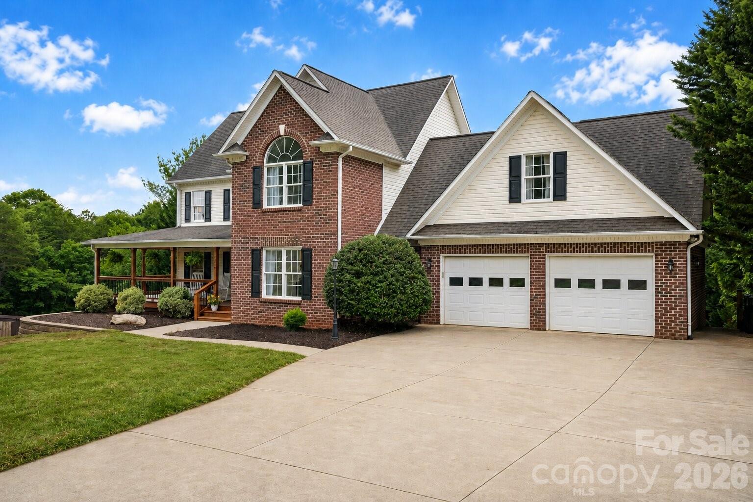 4616 20th Street Place NE — Hickory