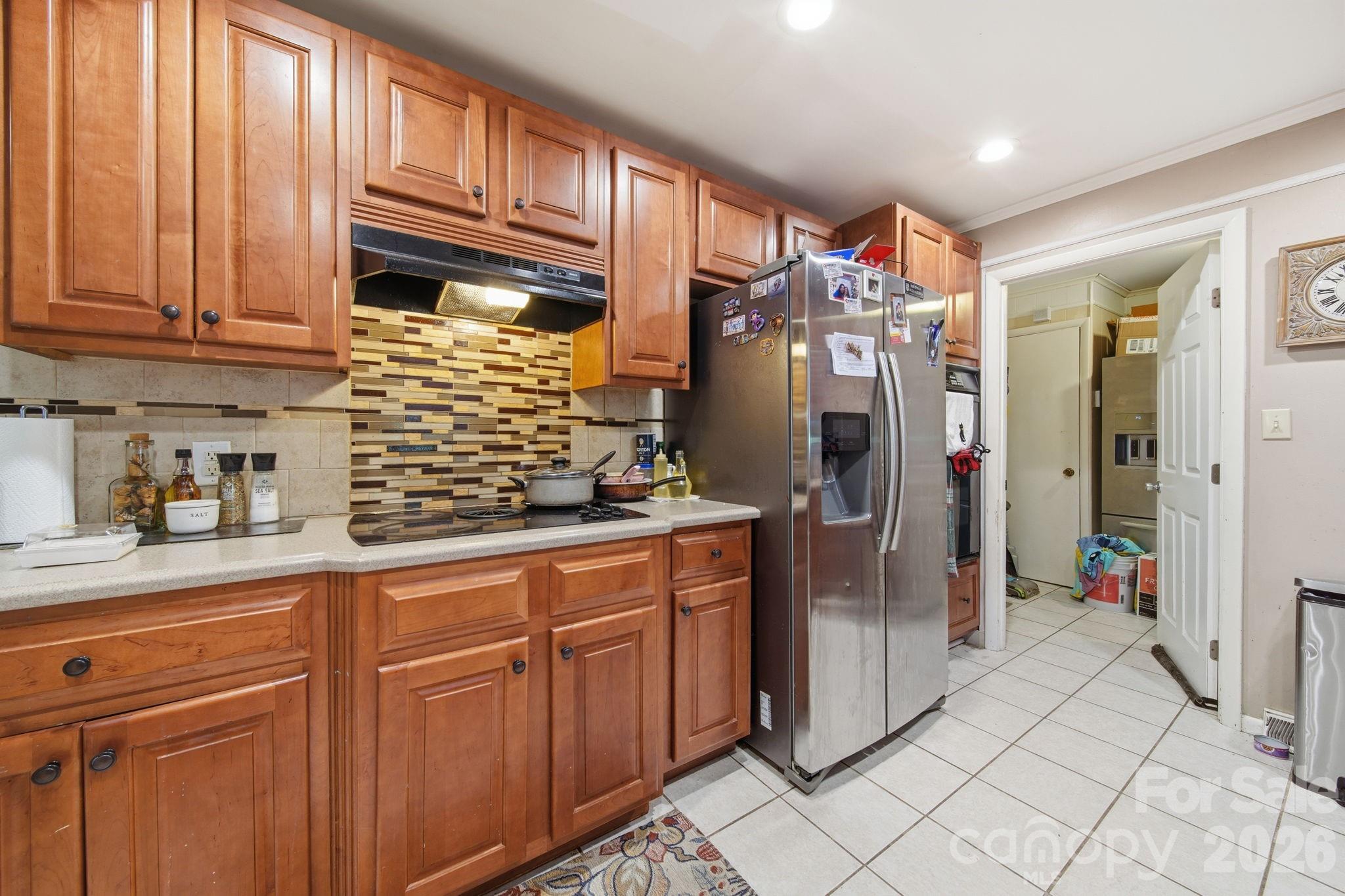 970 23rd Avenue NE — Hickory