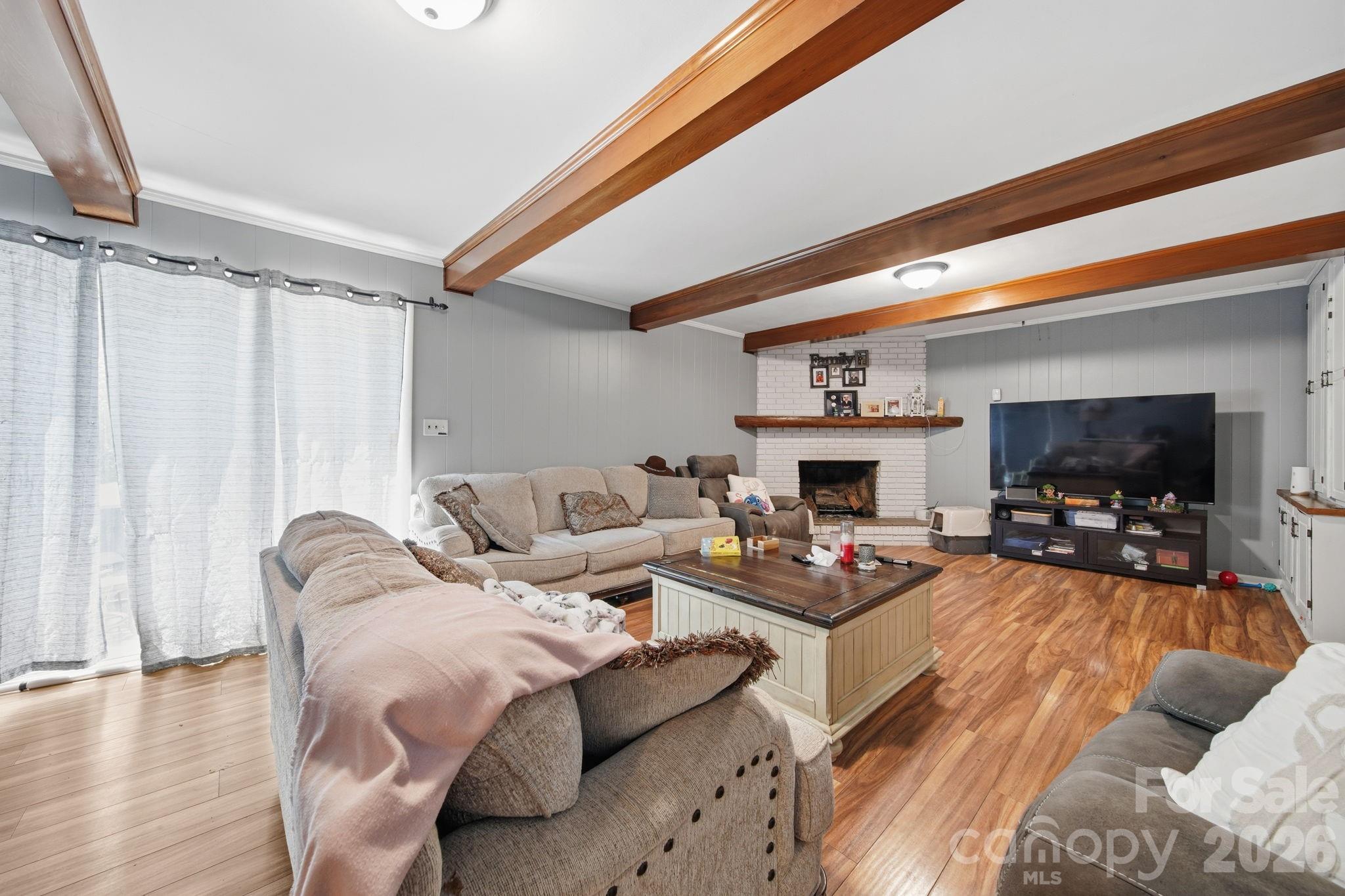 970 23rd Avenue NE — Hickory