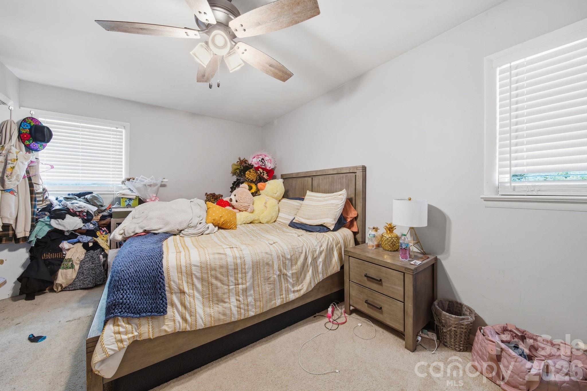 970 23rd Avenue NE — Hickory