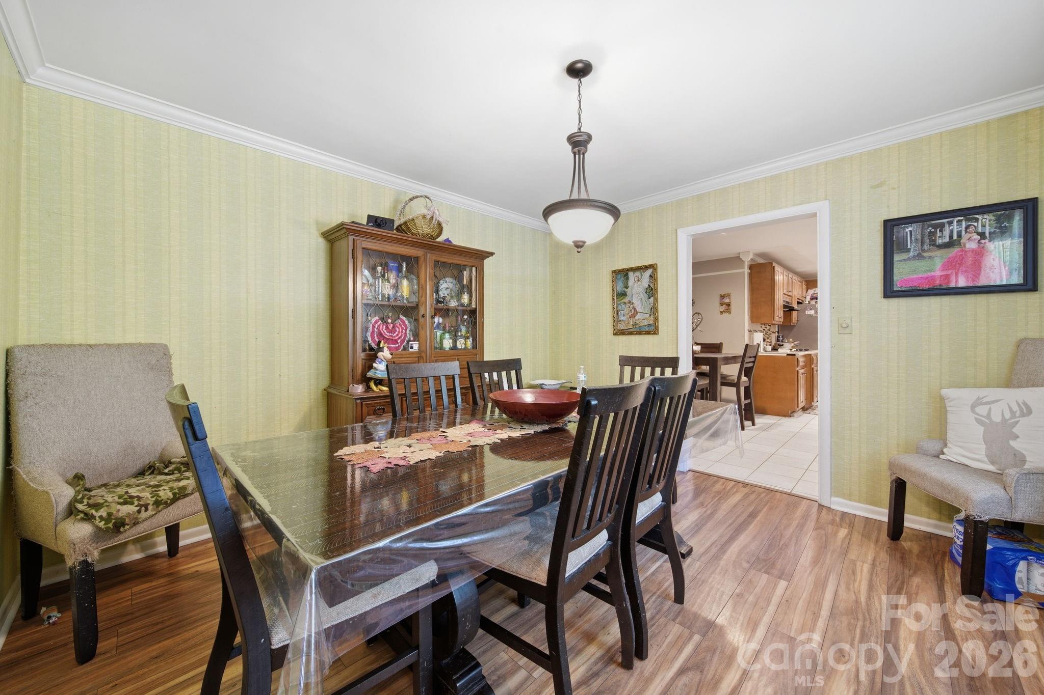 970 23rd Avenue NE — Hickory