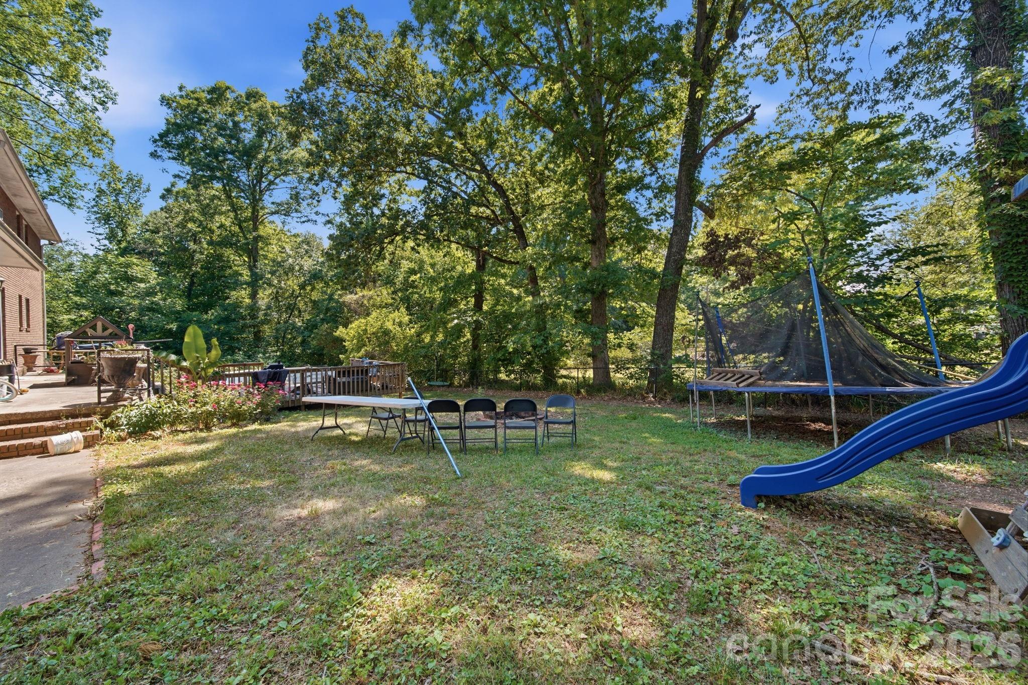 970 23rd Avenue NE — Hickory
