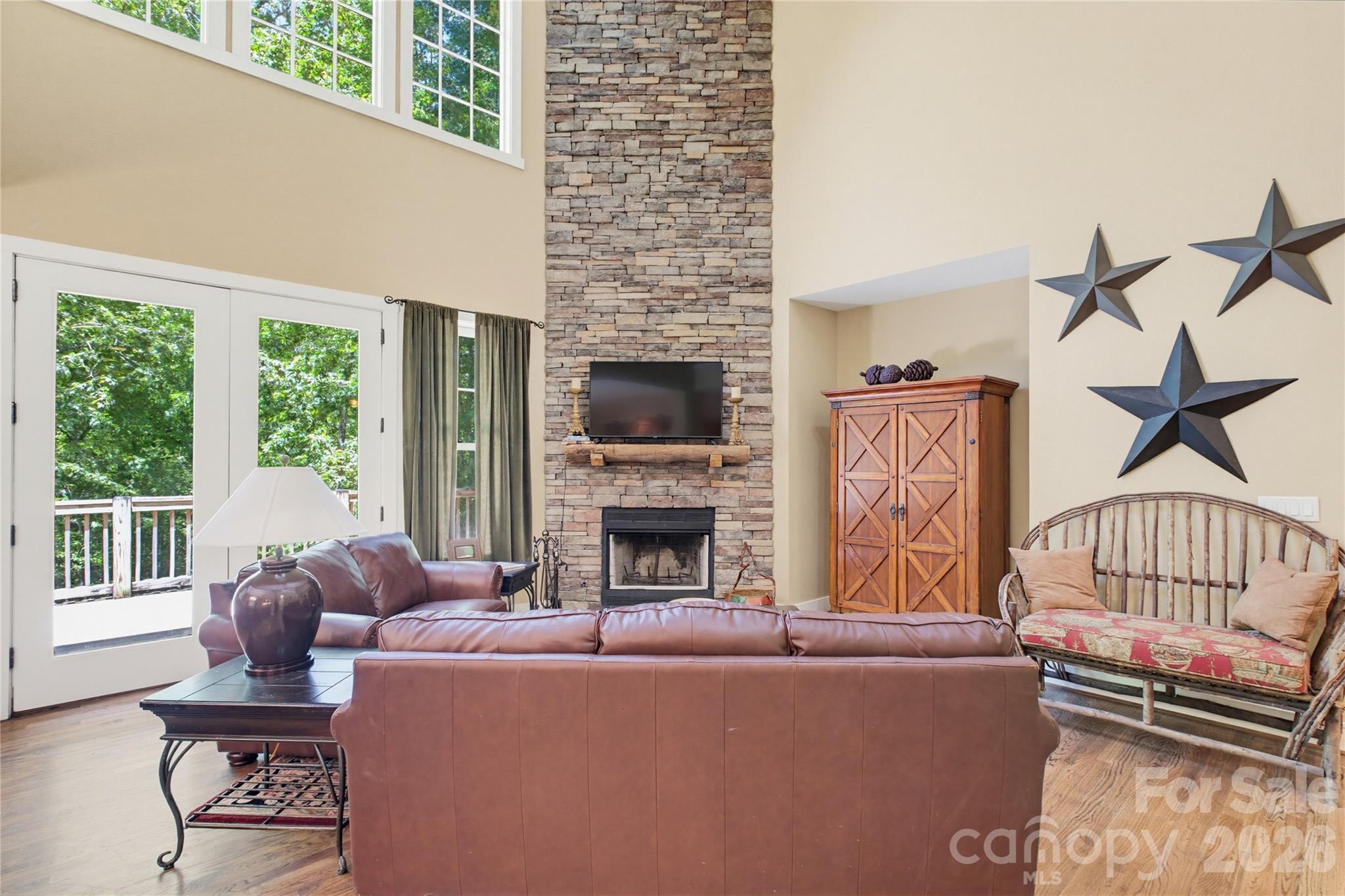 65 Whispering Falls Court — Tuckasegee