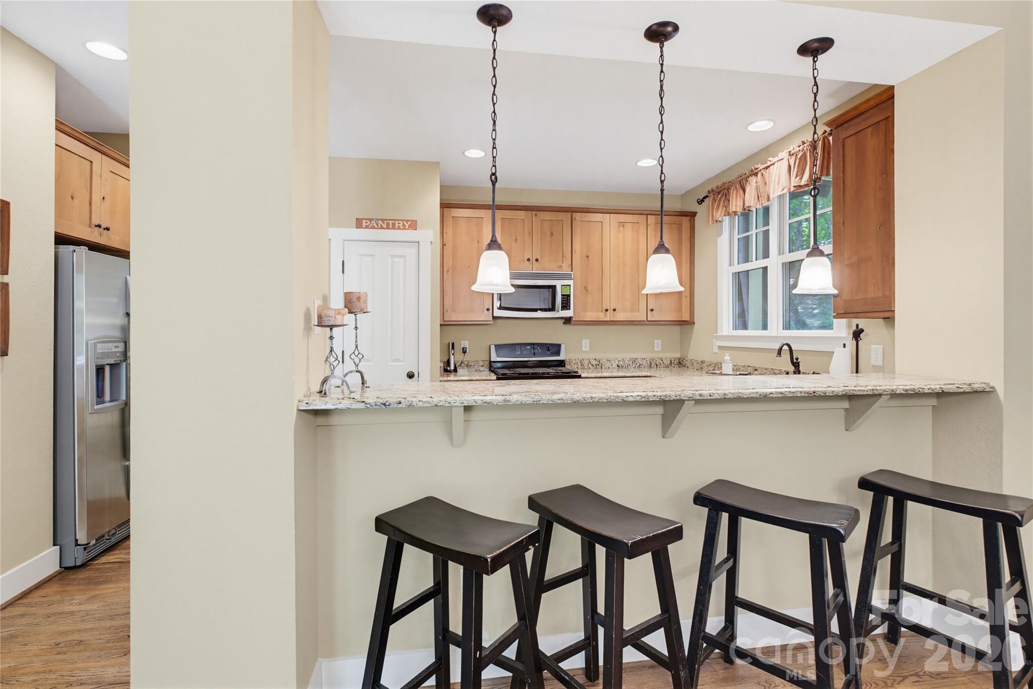 65 Whispering Falls Court — Tuckasegee