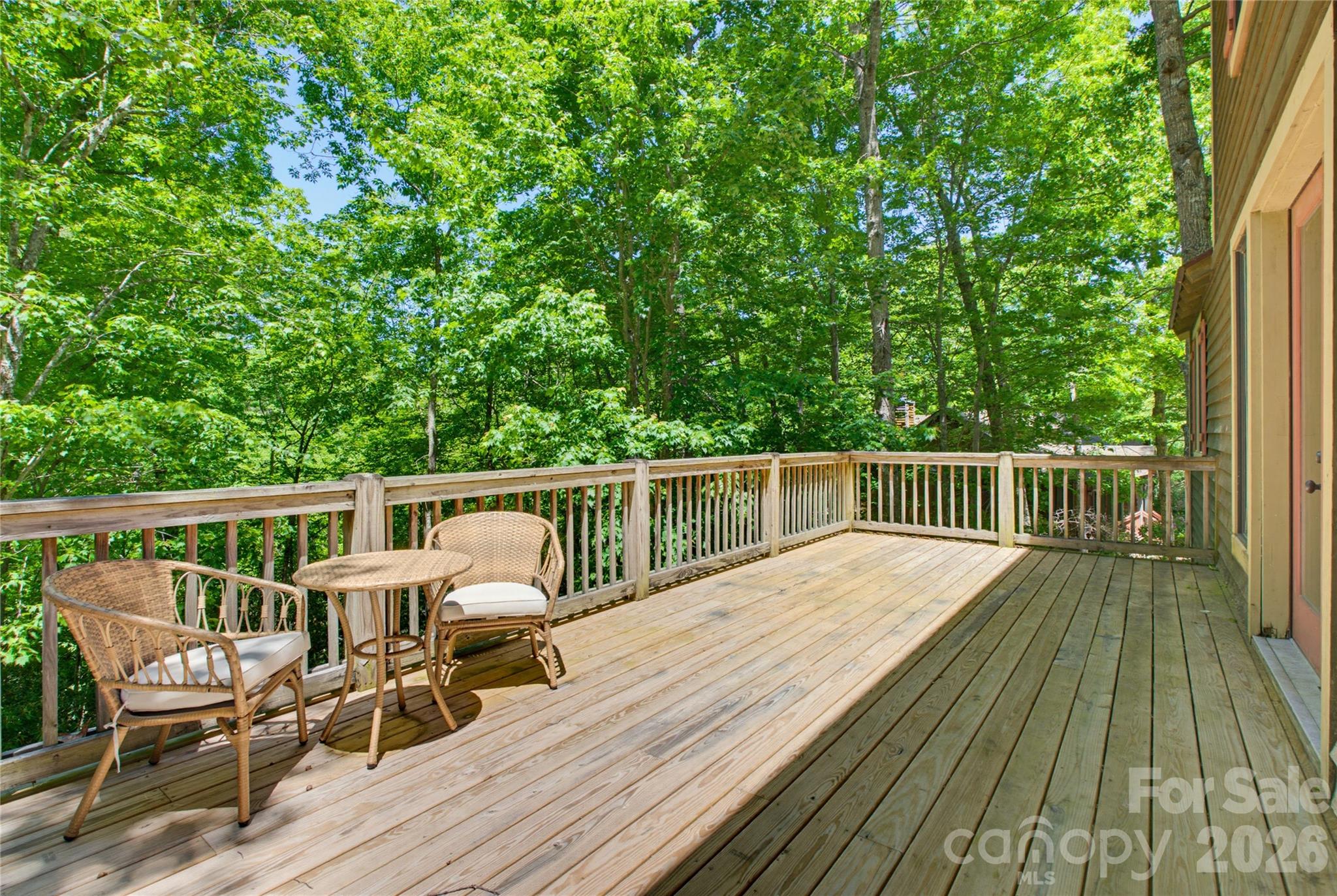 65 Whispering Falls Court — Tuckasegee