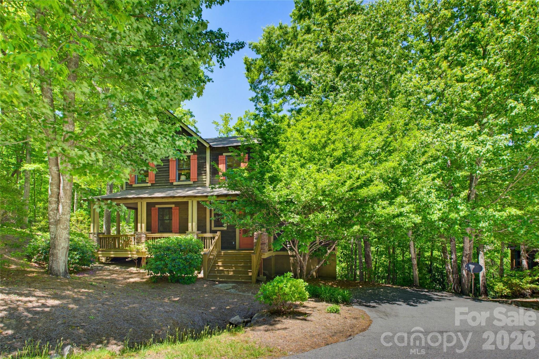 65 Whispering Falls Court — Tuckasegee