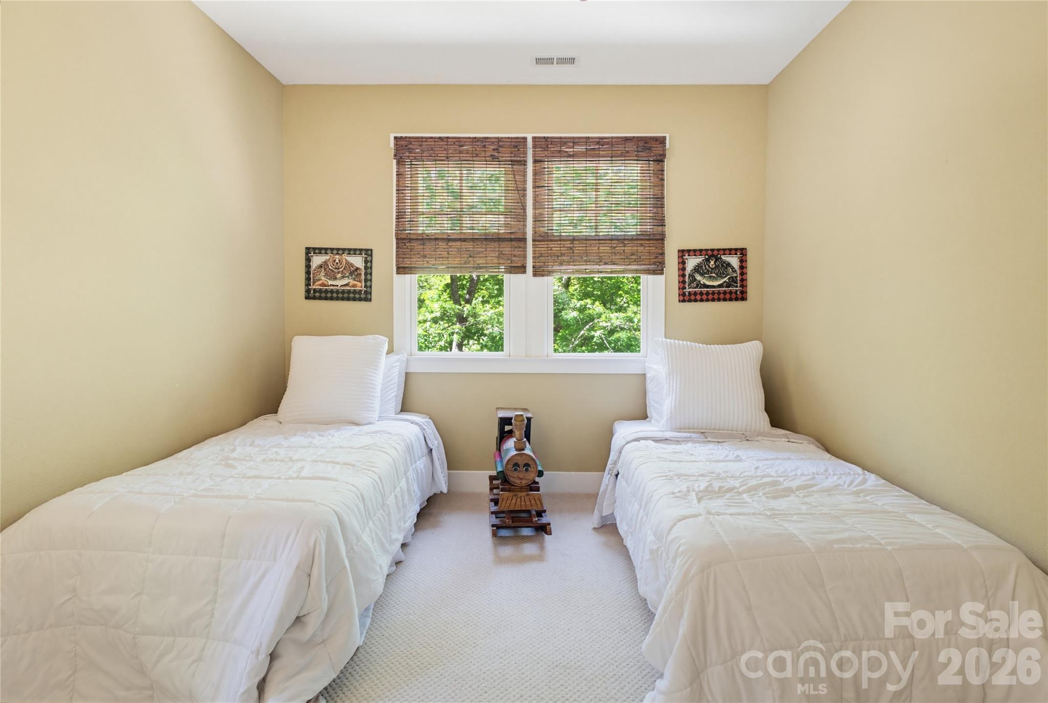 65 Whispering Falls Court — Tuckasegee