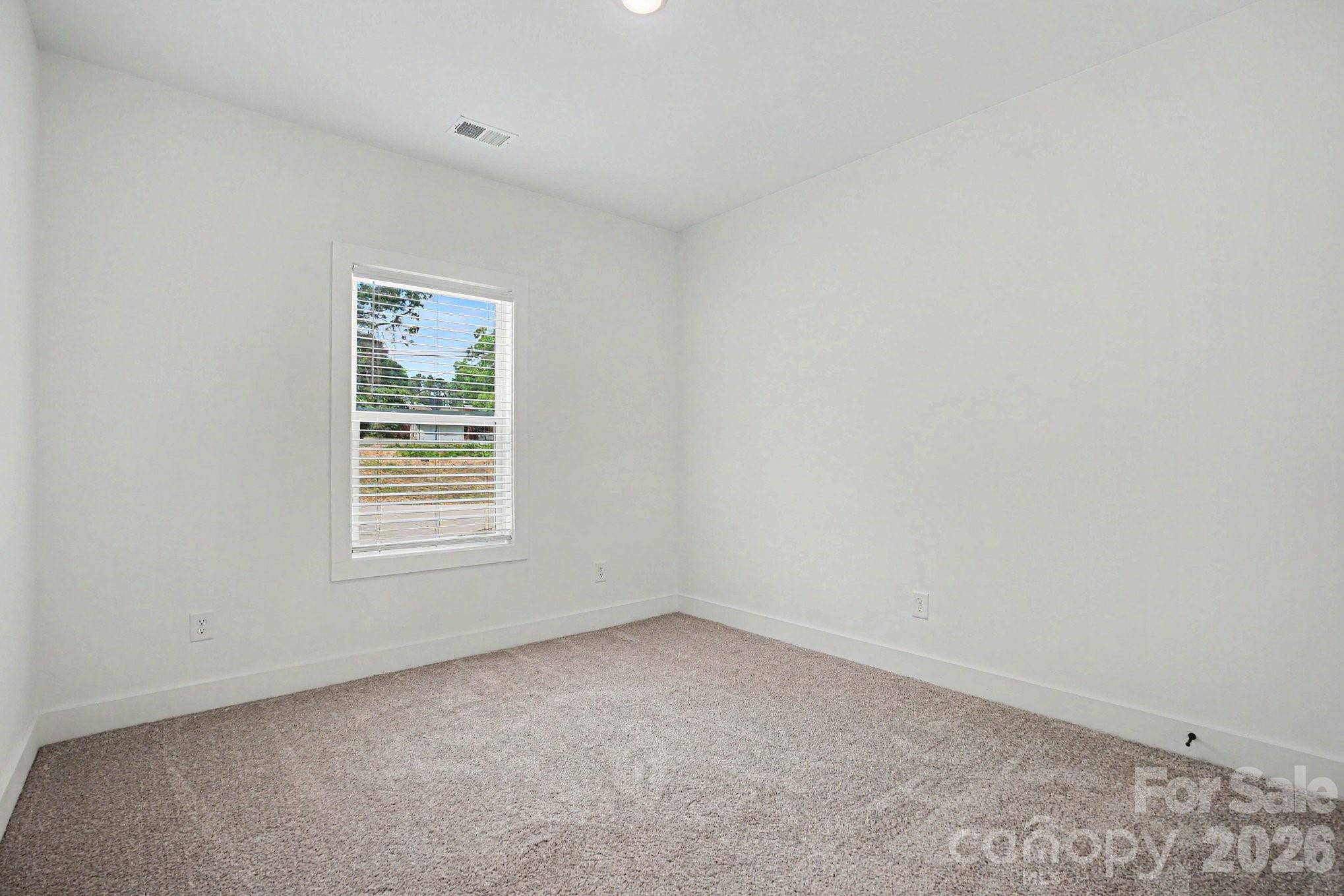 1101 Rogers Lake Road — Kannapolis