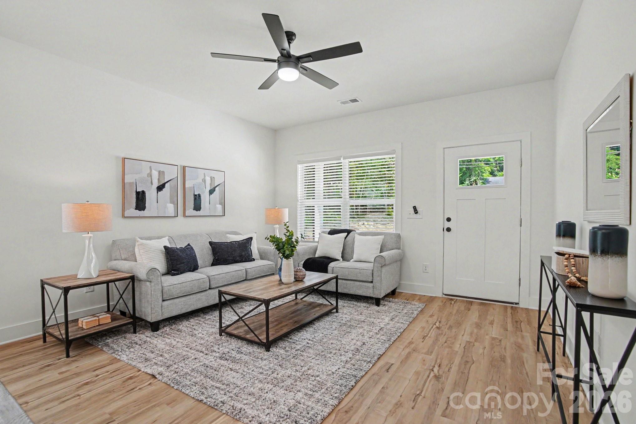 1101 Rogers Lake Road — Kannapolis