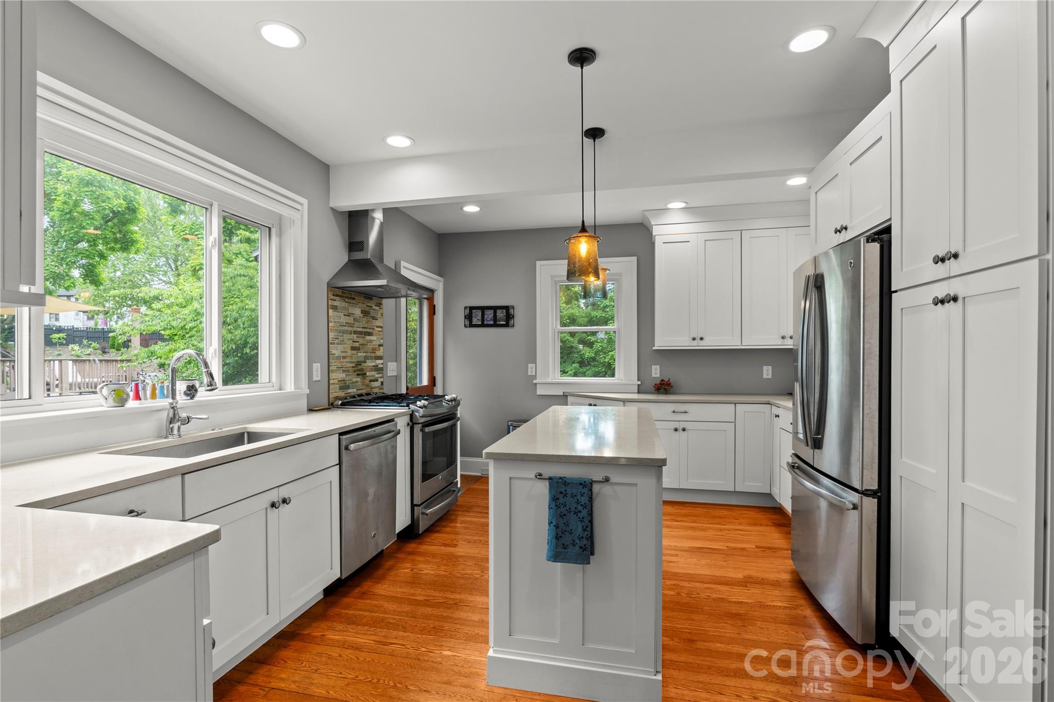 60 Austin Avenue — Asheville