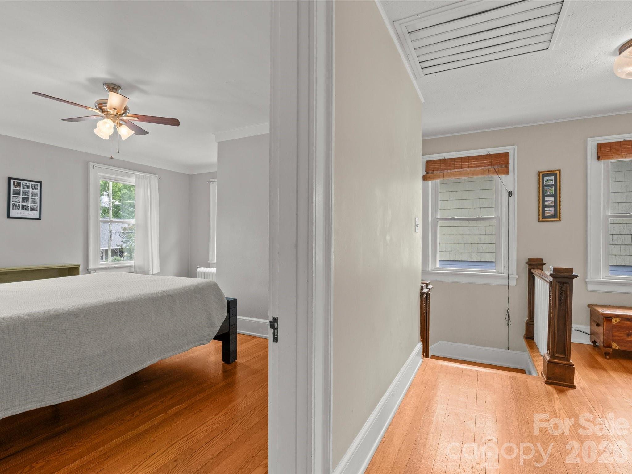 60 Austin Avenue — Asheville