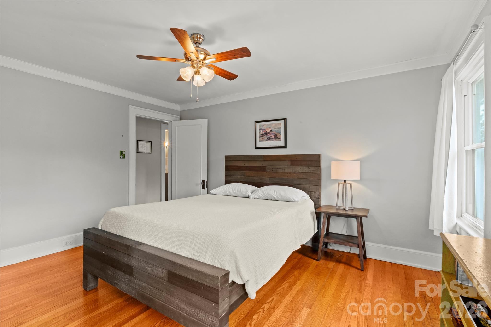 60 Austin Avenue — Asheville