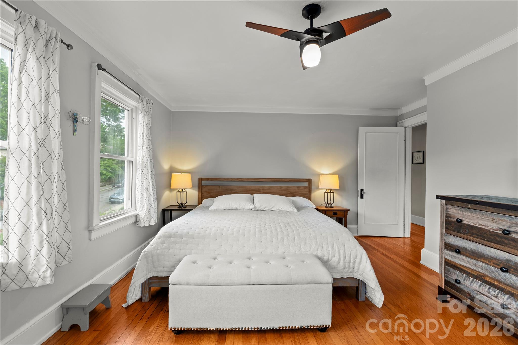 60 Austin Avenue — Asheville