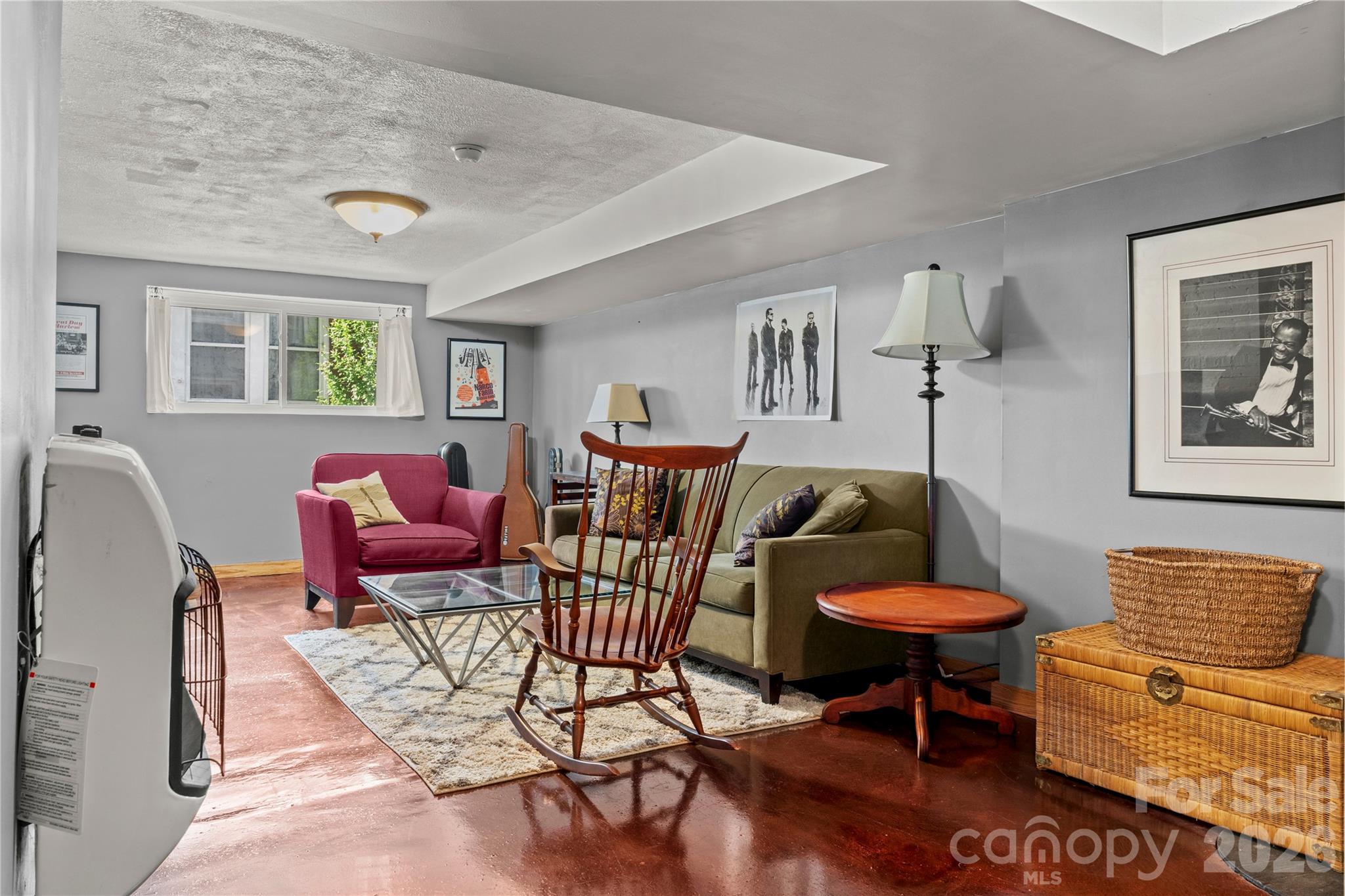 60 Austin Avenue — Asheville