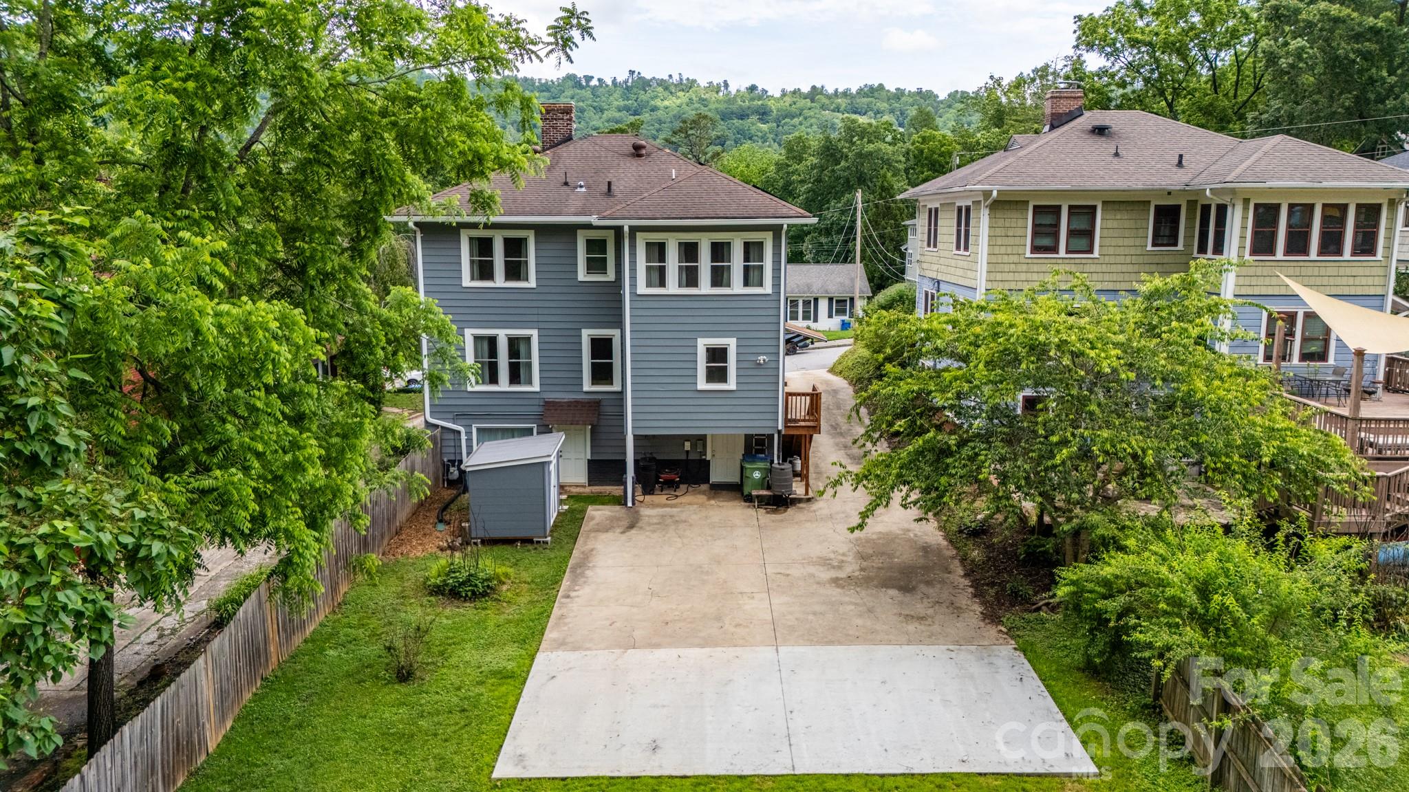 60 Austin Avenue — Asheville