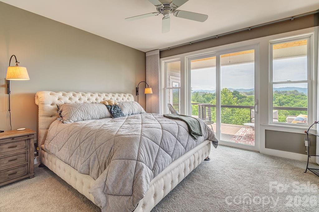 18 Adas Way — Weaverville