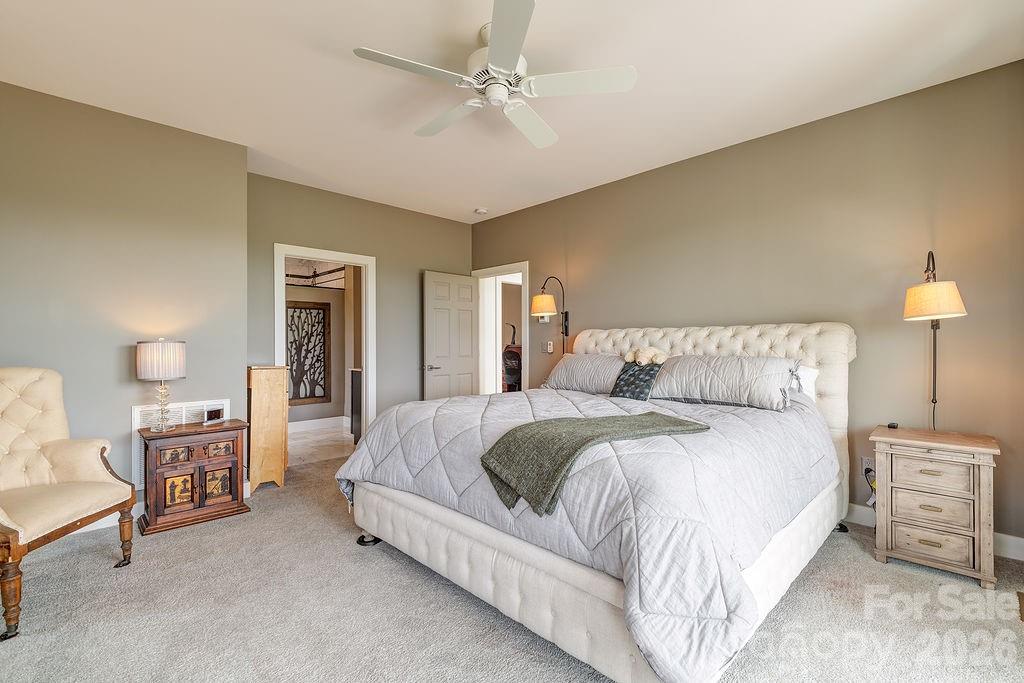 18 Adas Way — Weaverville
