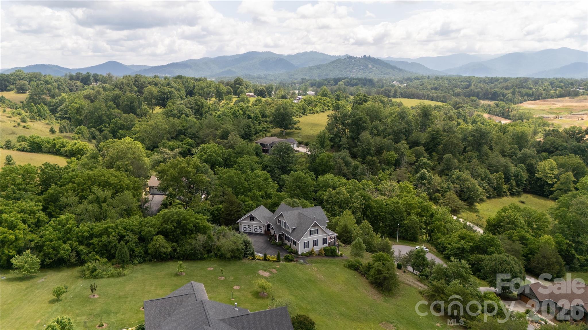 18 Adas Way — Weaverville