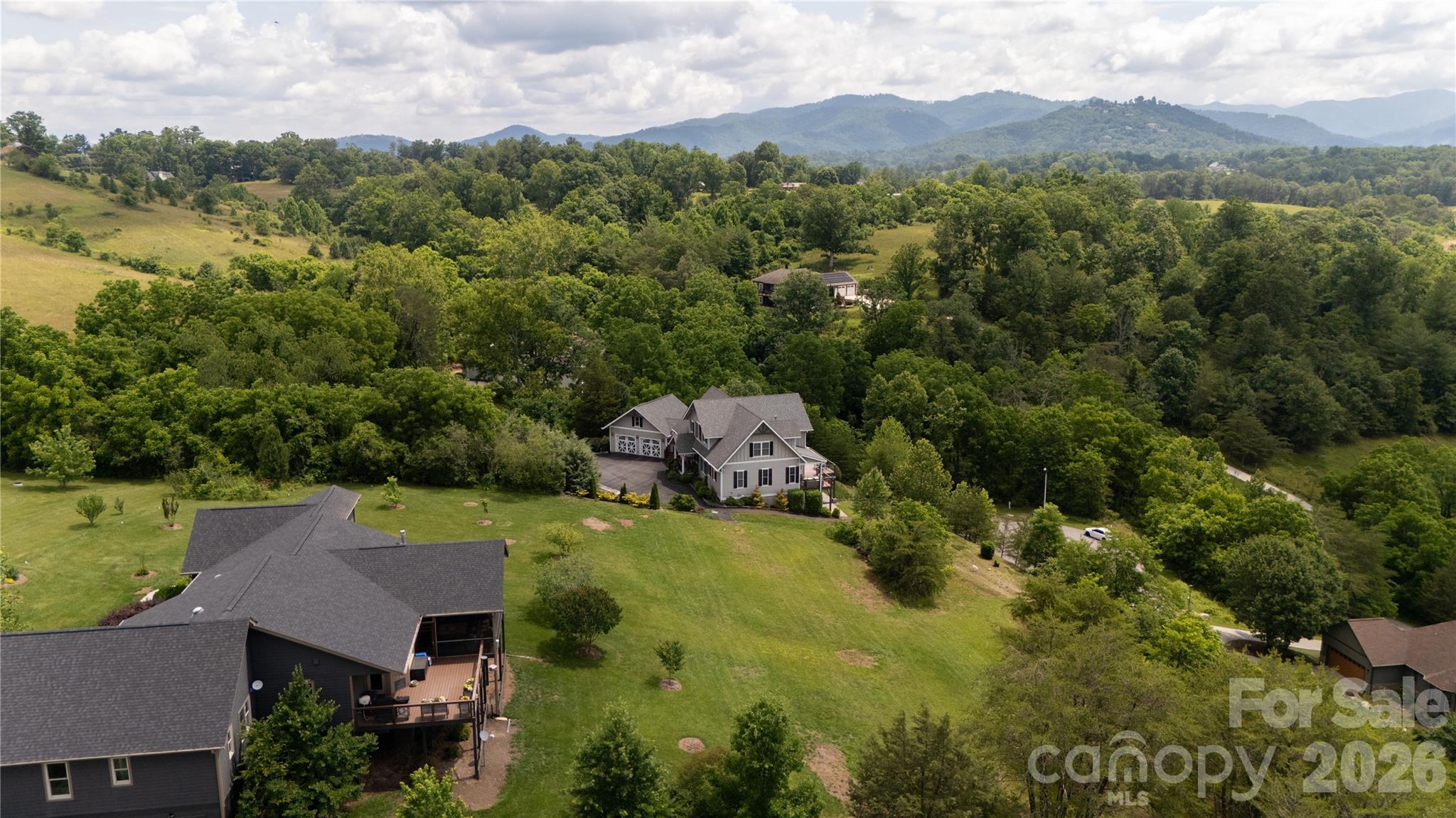 18 Adas Way — Weaverville
