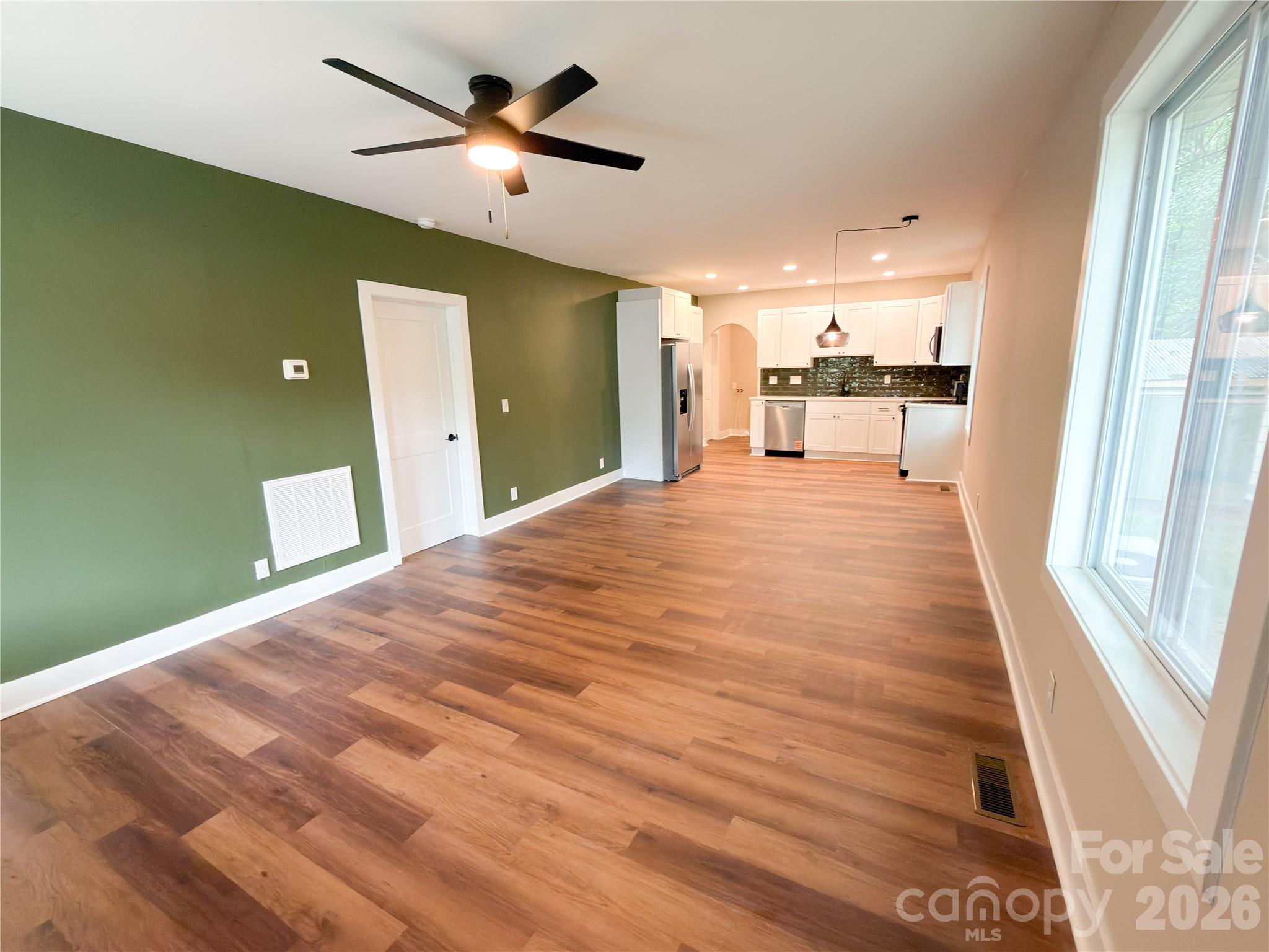 1904 Hemlock Avenue — Gastonia