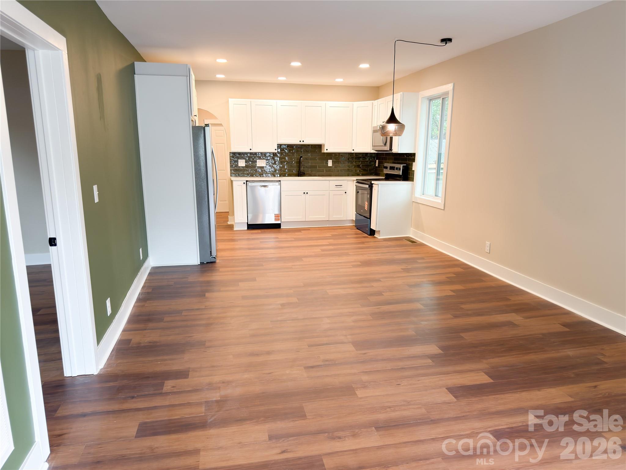 1904 Hemlock Avenue — Gastonia