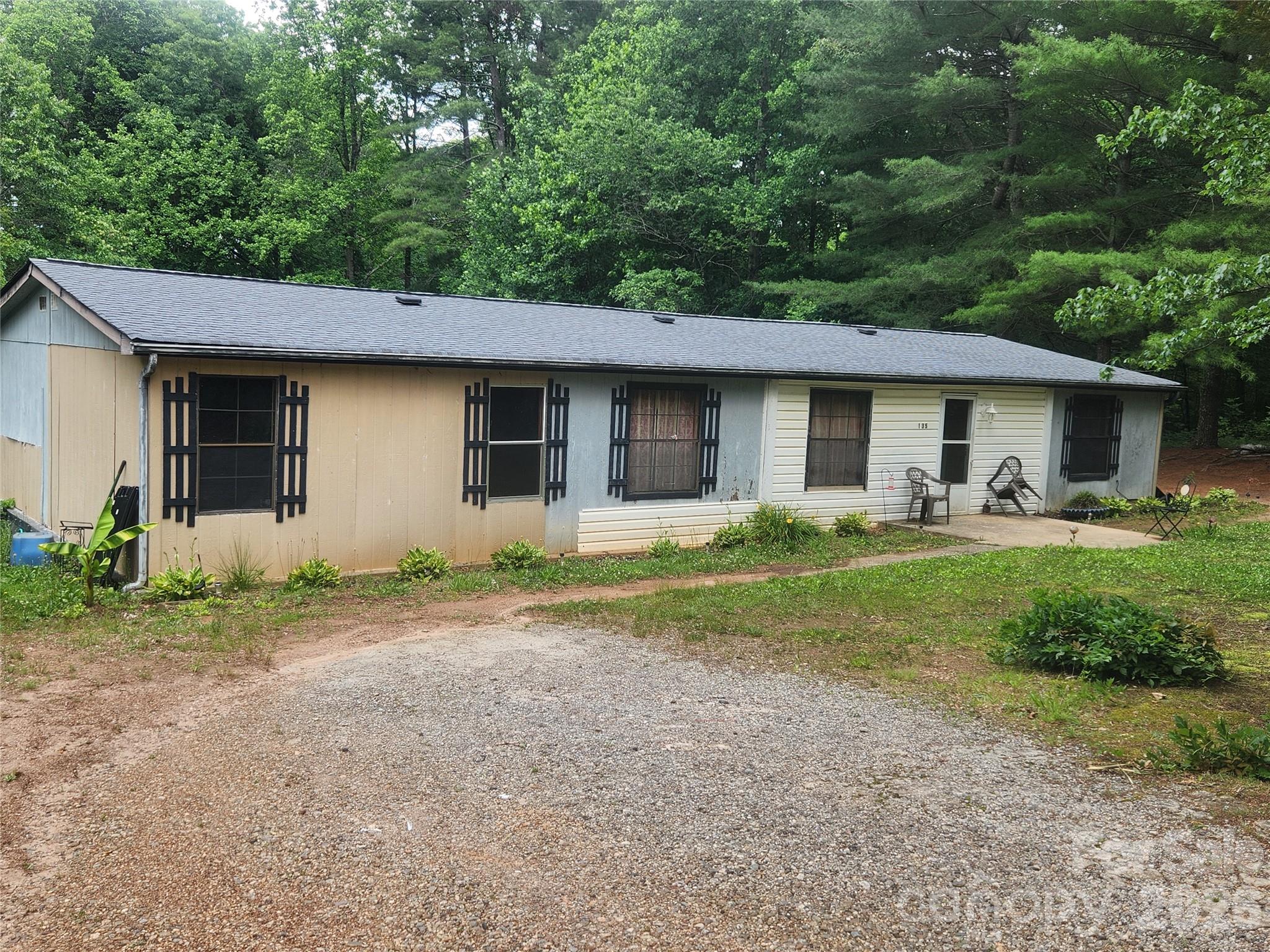 135 Watson Avenue — Taylorsville