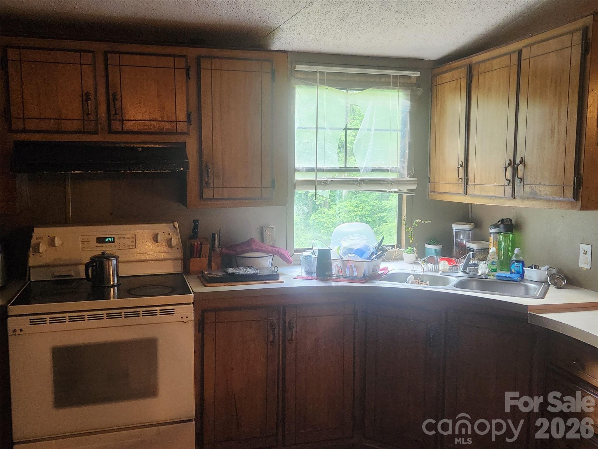 135 Watson Avenue — Taylorsville