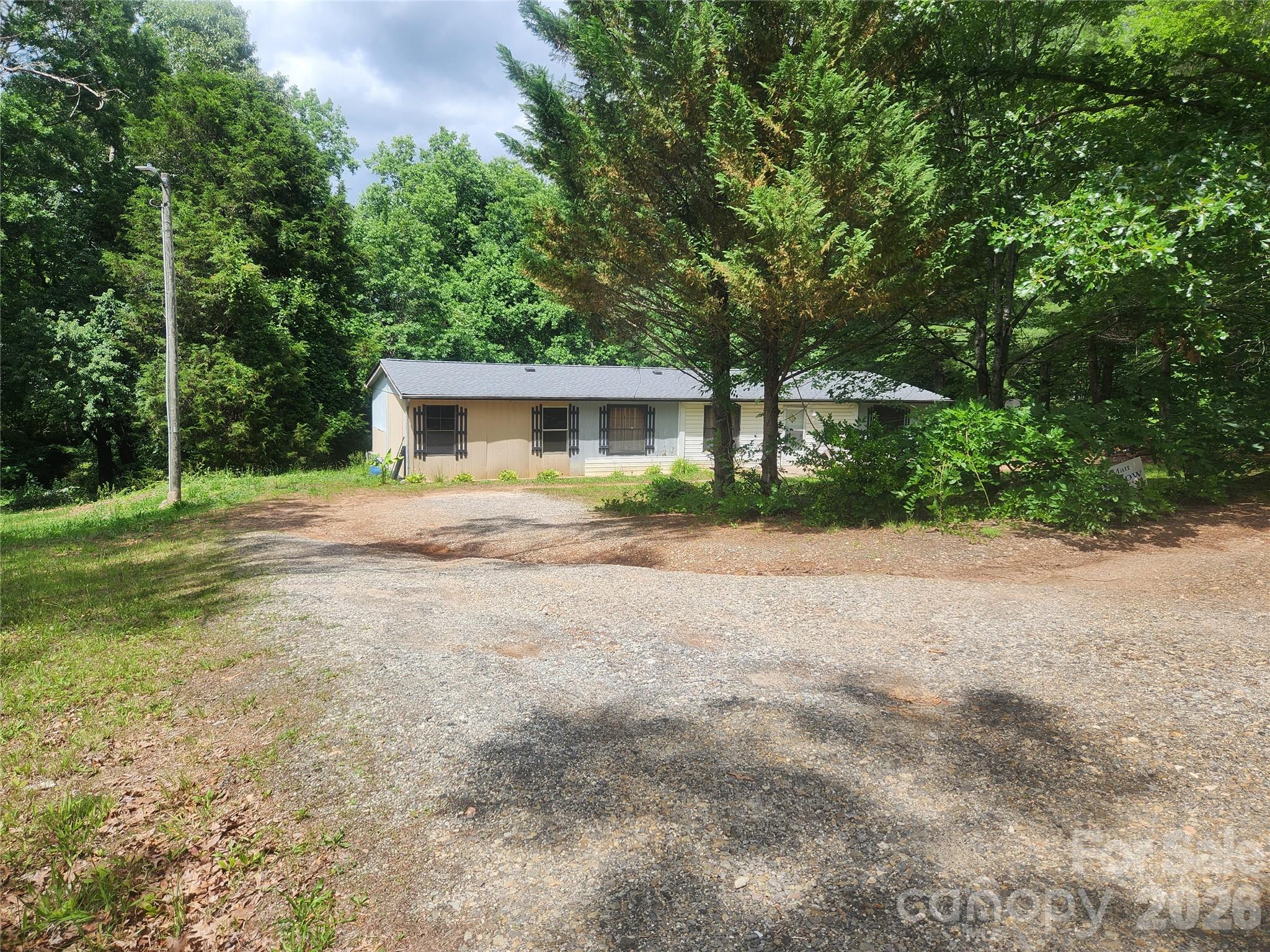 135 Watson Avenue — Taylorsville