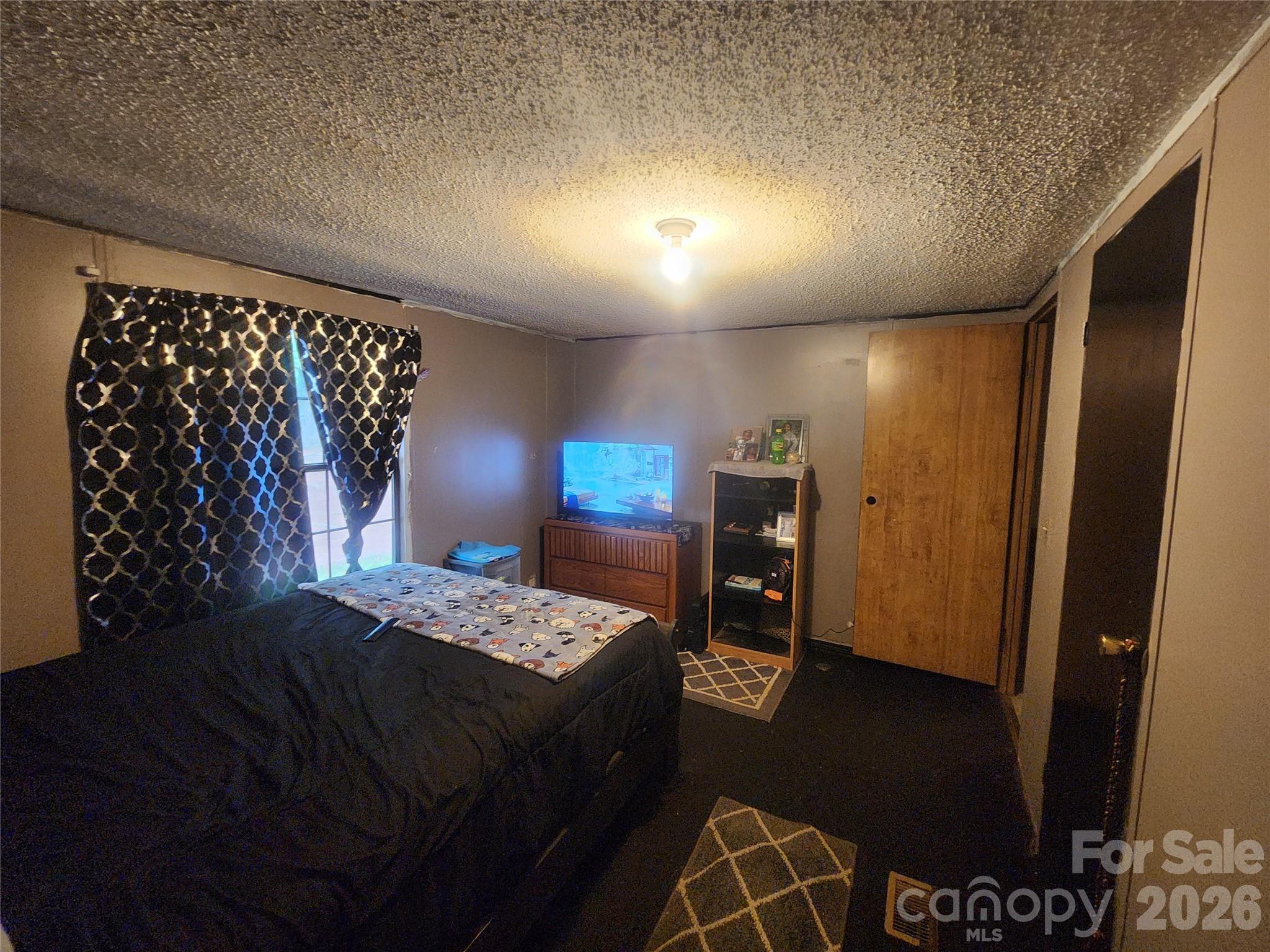 135 Watson Avenue — Taylorsville