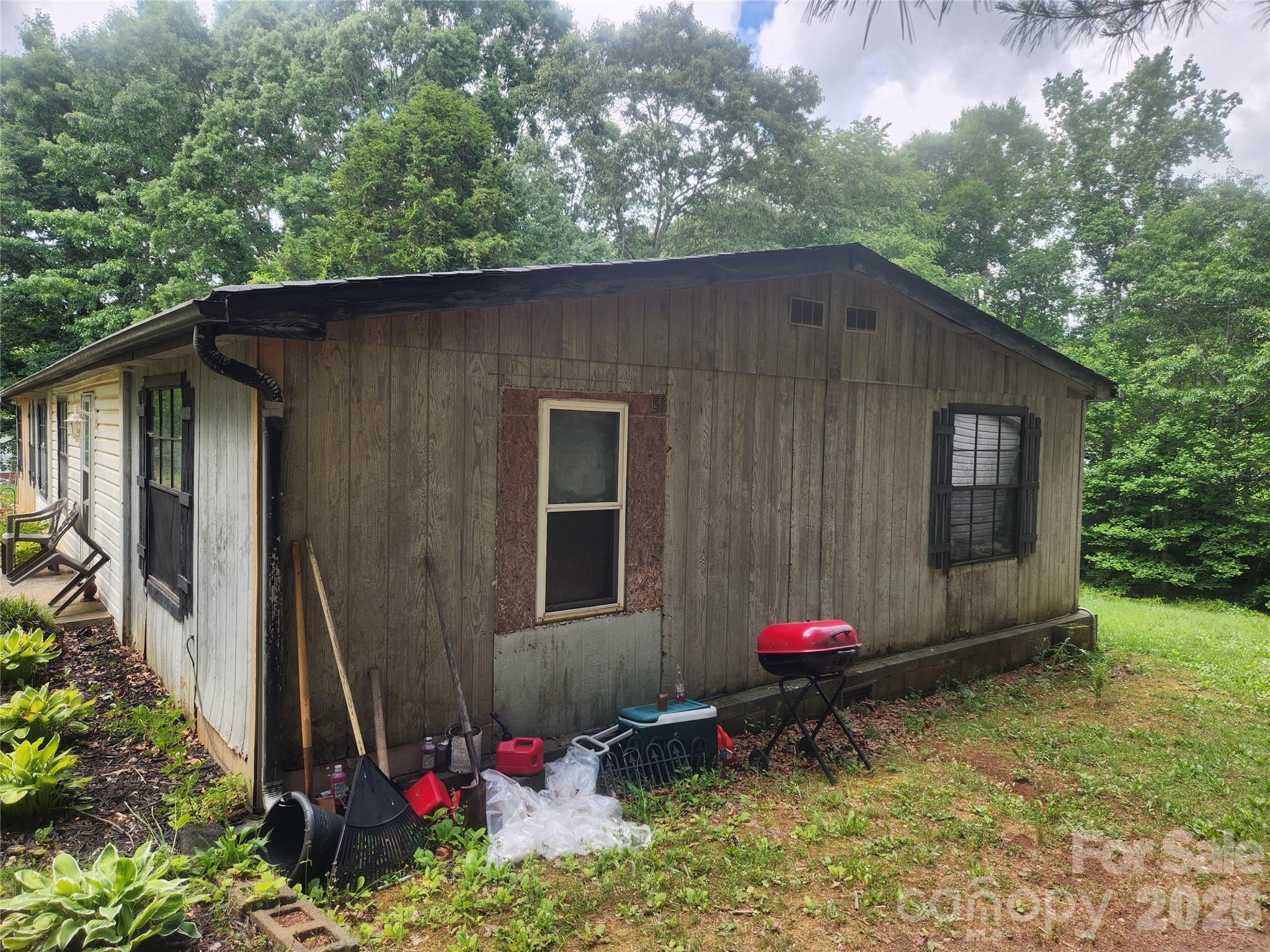 135 Watson Avenue — Taylorsville