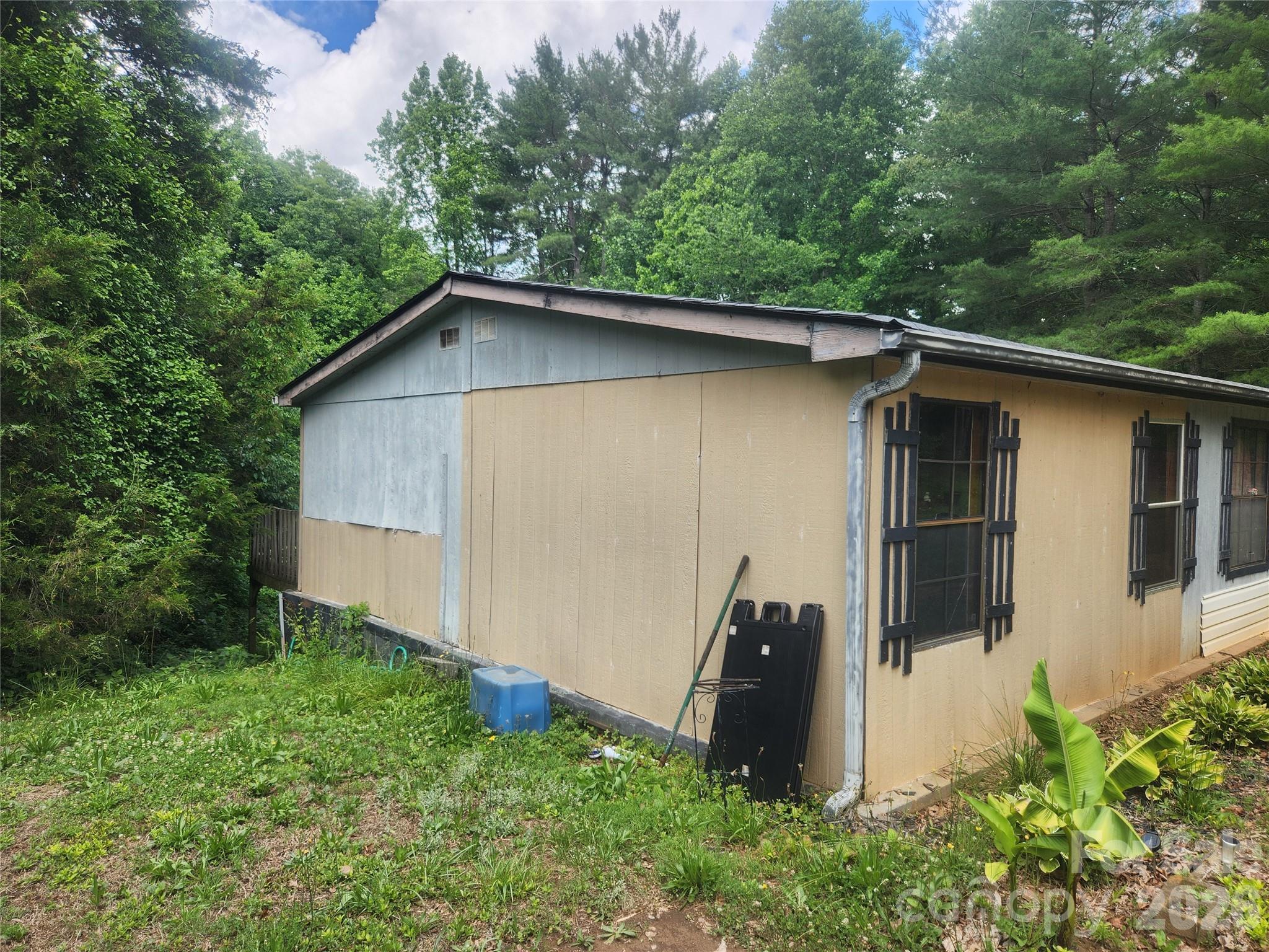 135 Watson Avenue — Taylorsville