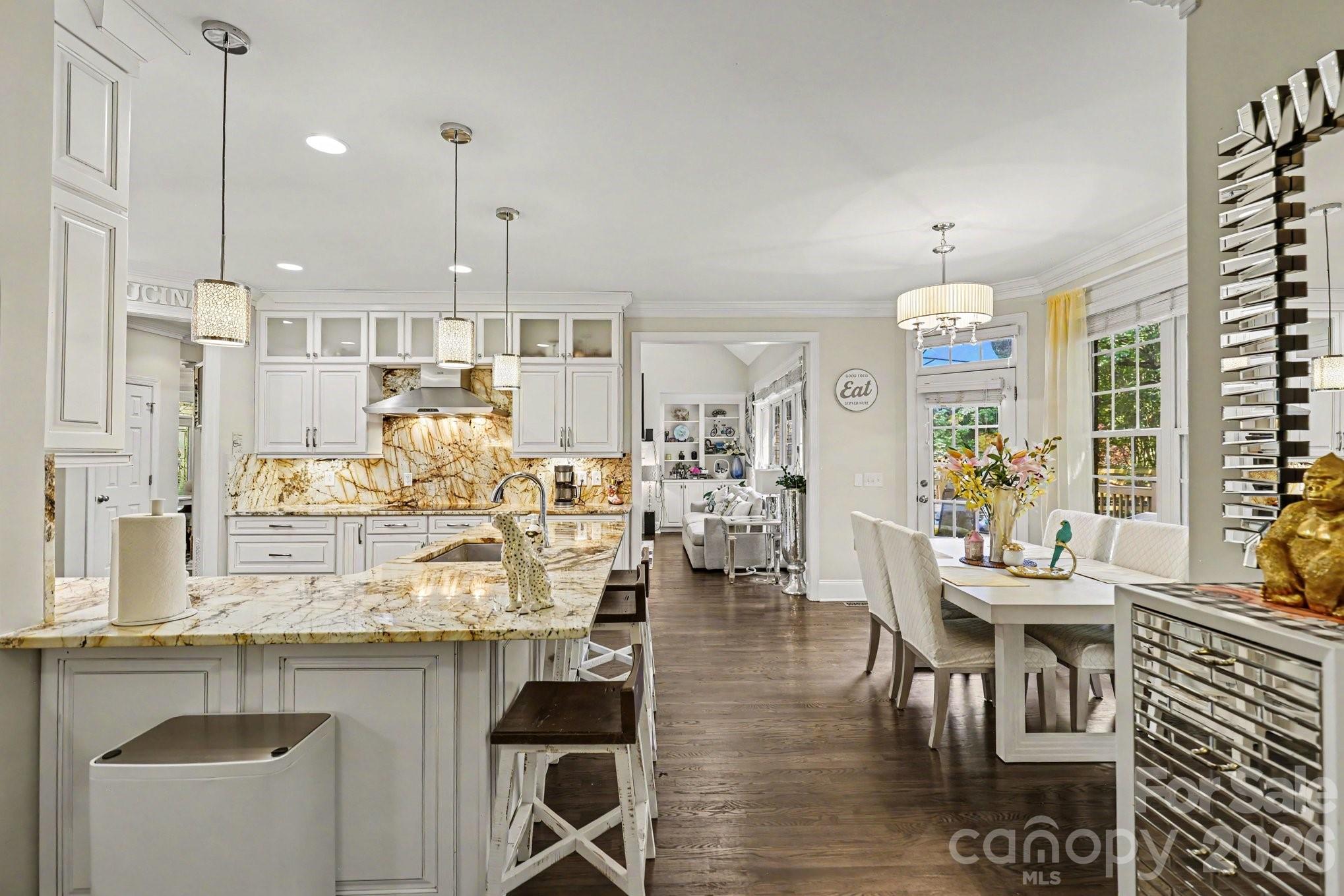 163 Evening Shadow Road — Lake Wylie