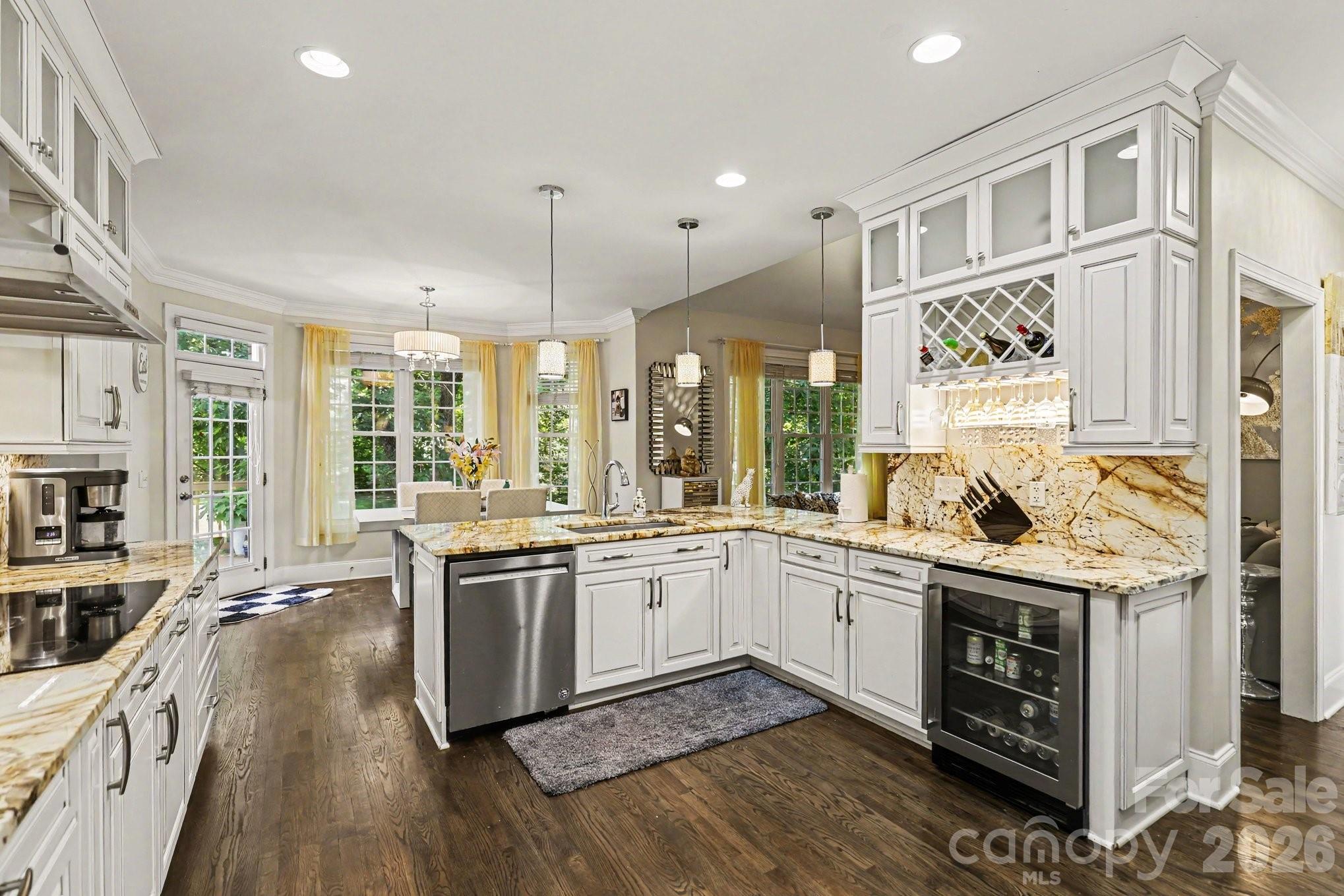 163 Evening Shadow Road — Lake Wylie