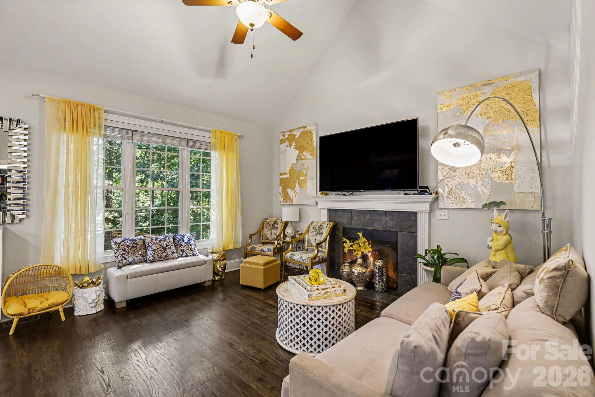 163 Evening Shadow Road — Lake Wylie